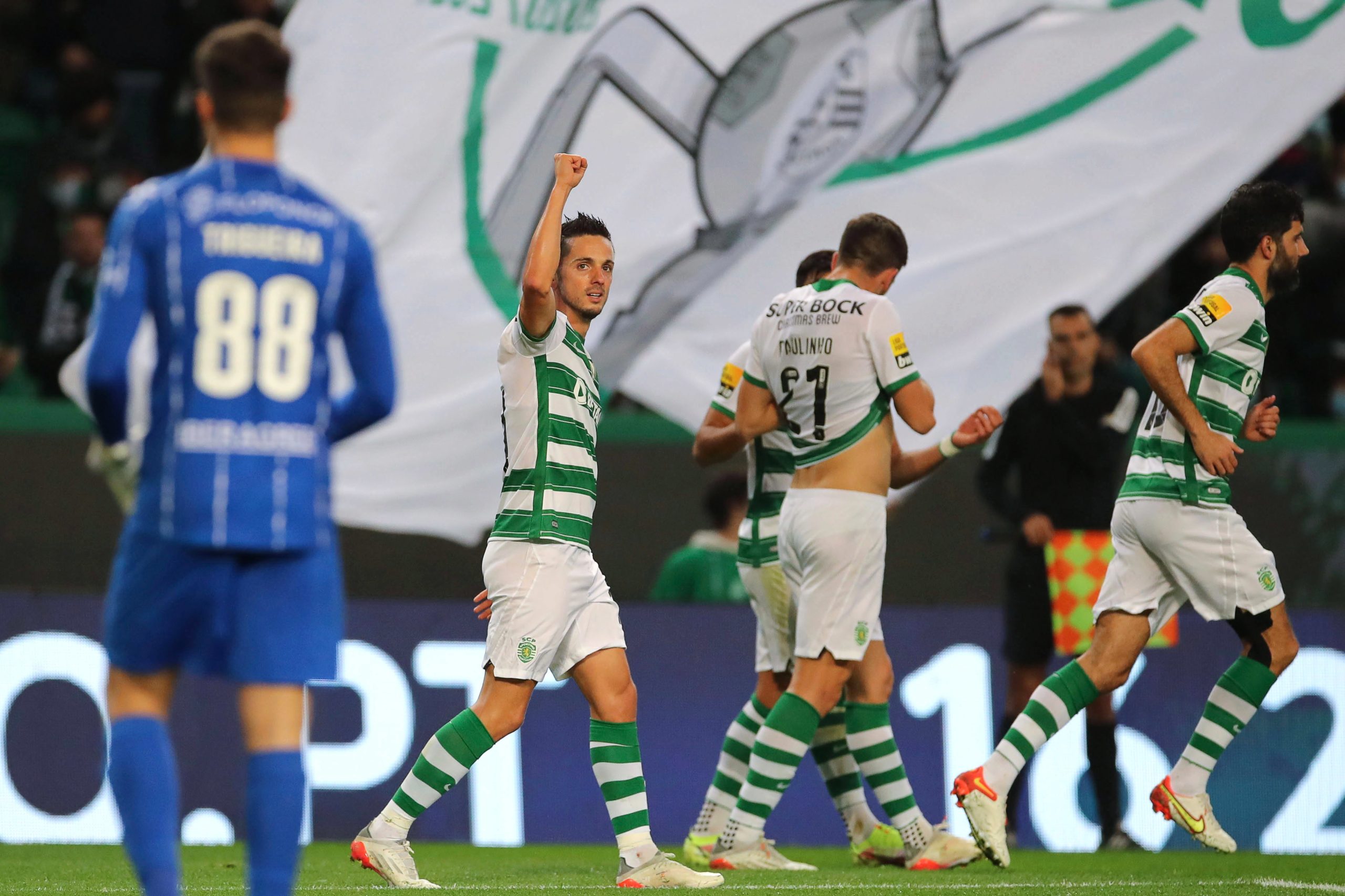Sporting vence Tondela e isola-se provisoriamente na liderança da I Liga
