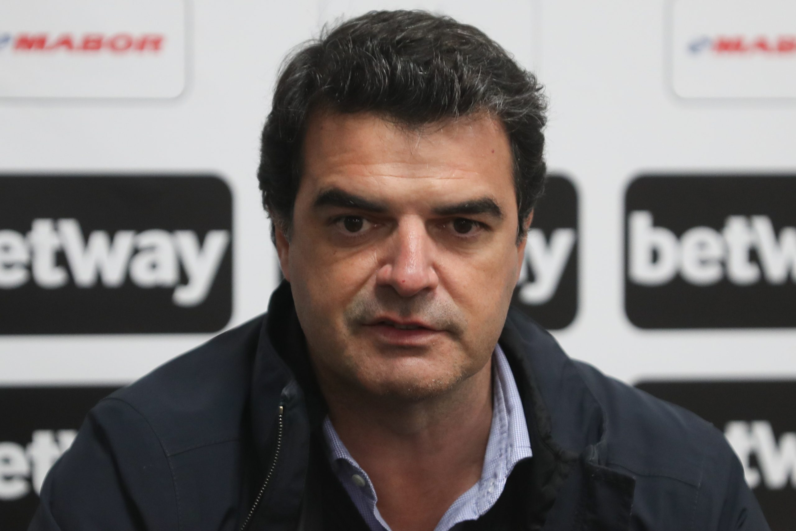 Ainda com vários jogadores em isolamento, Belenenses SAD “estranha” que Liga não tenha adiado jogo com o Vizela