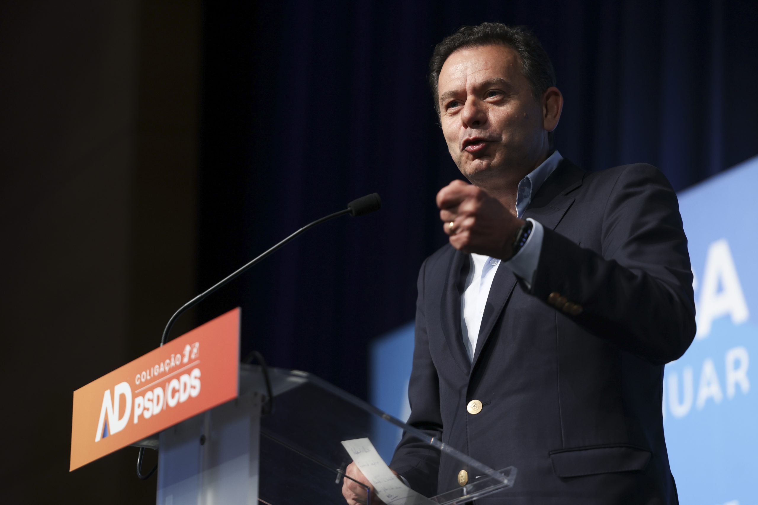 Luís Montenegro apelou ao voto e diz não temer instabilidade após eleições