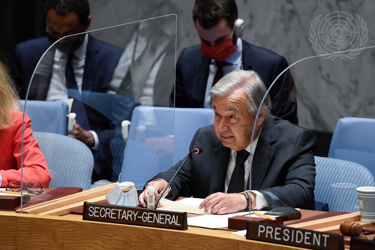 Afeganistão: Guterres alerta para “catástrofe humanitária” se faltarem fundos para assistência
