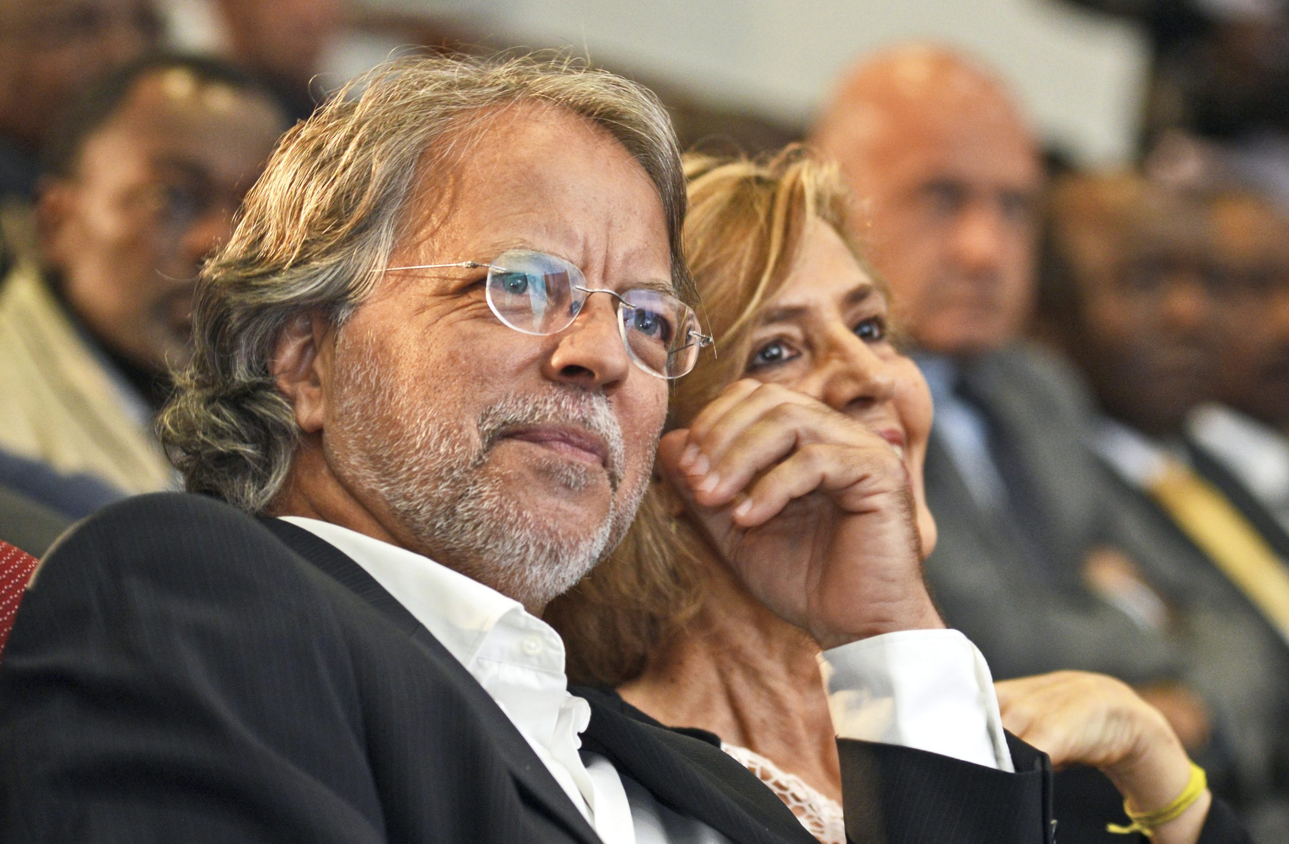 Mia Couto prepara novo livro com foco na própria infância