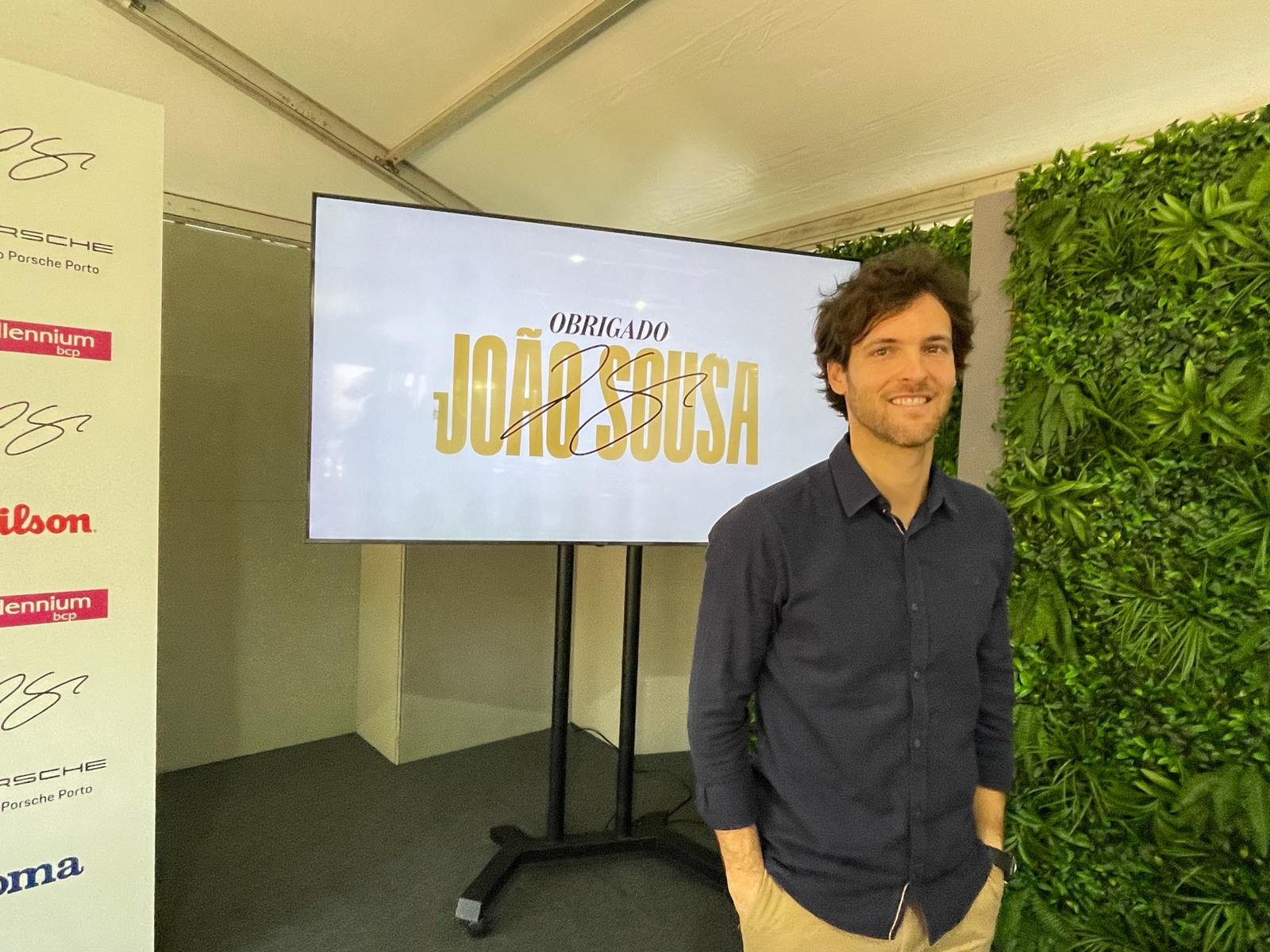Ténis: João Sousa abandona os courts no Estoril Open