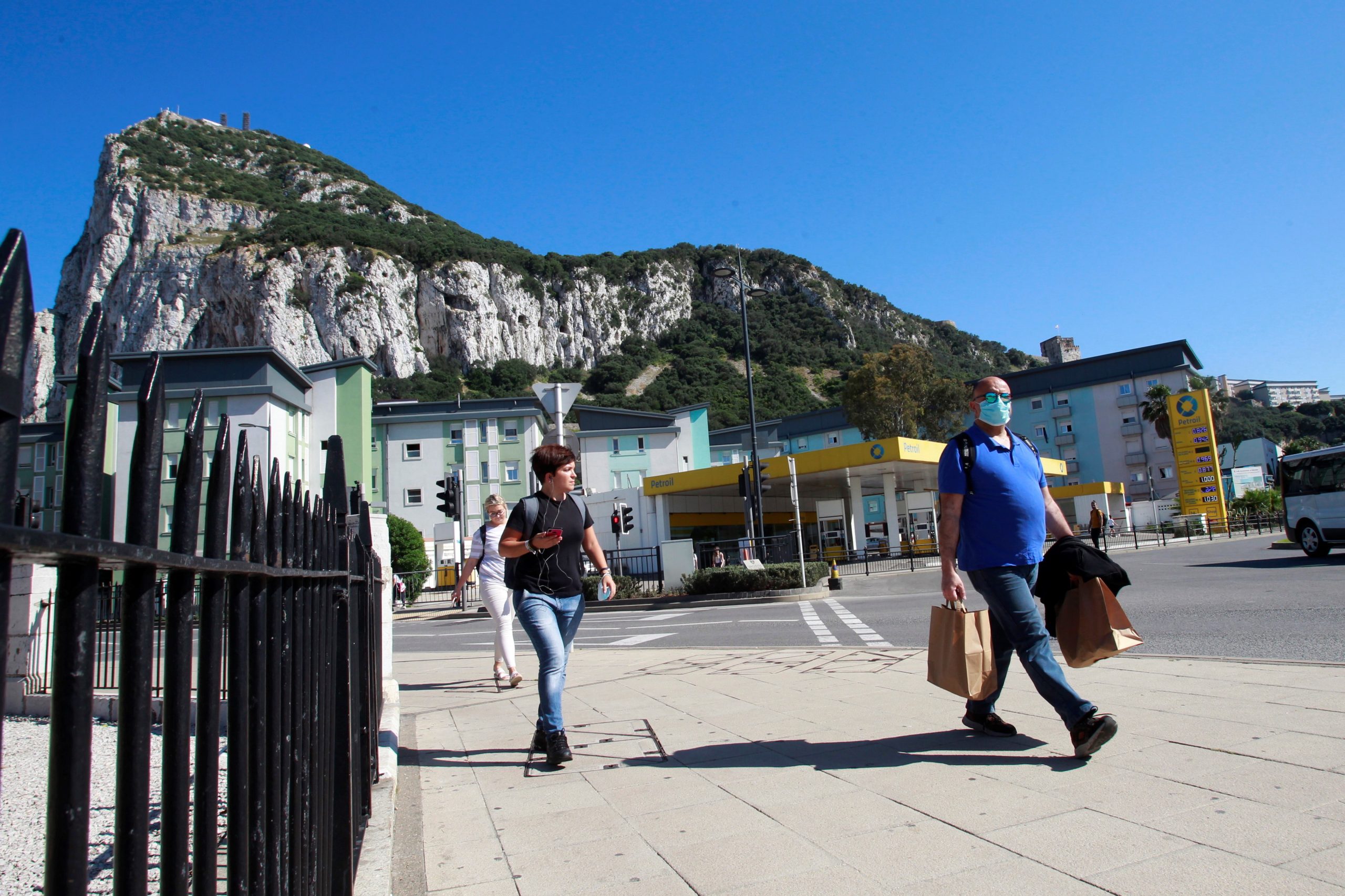 Comissão Europeia e Reino Unido começam segunda-feira a discutir situação de Gibraltar