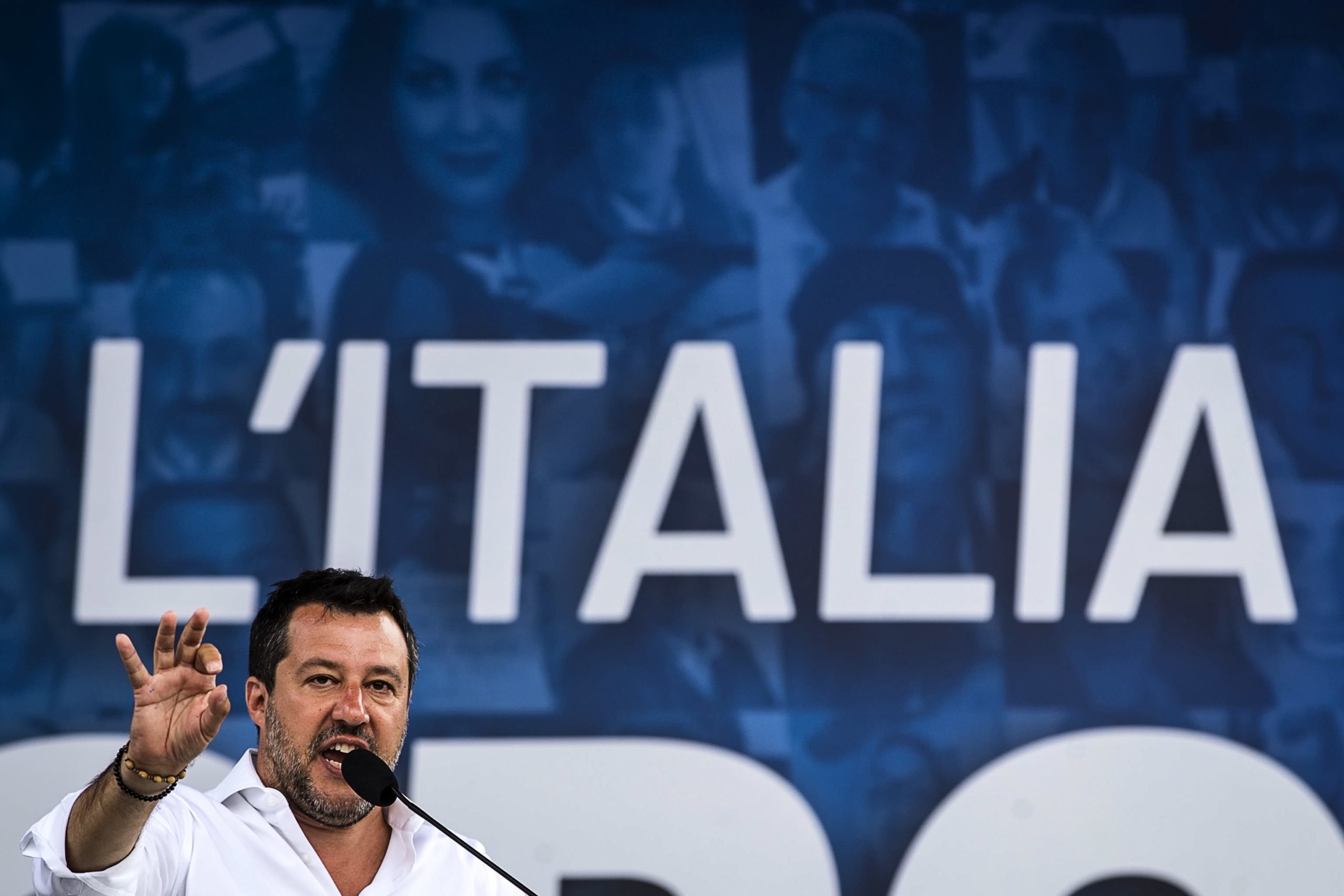 Matteo Salvini defende-se após Senado italiano autorizar julgamento por sequestro de migrantes