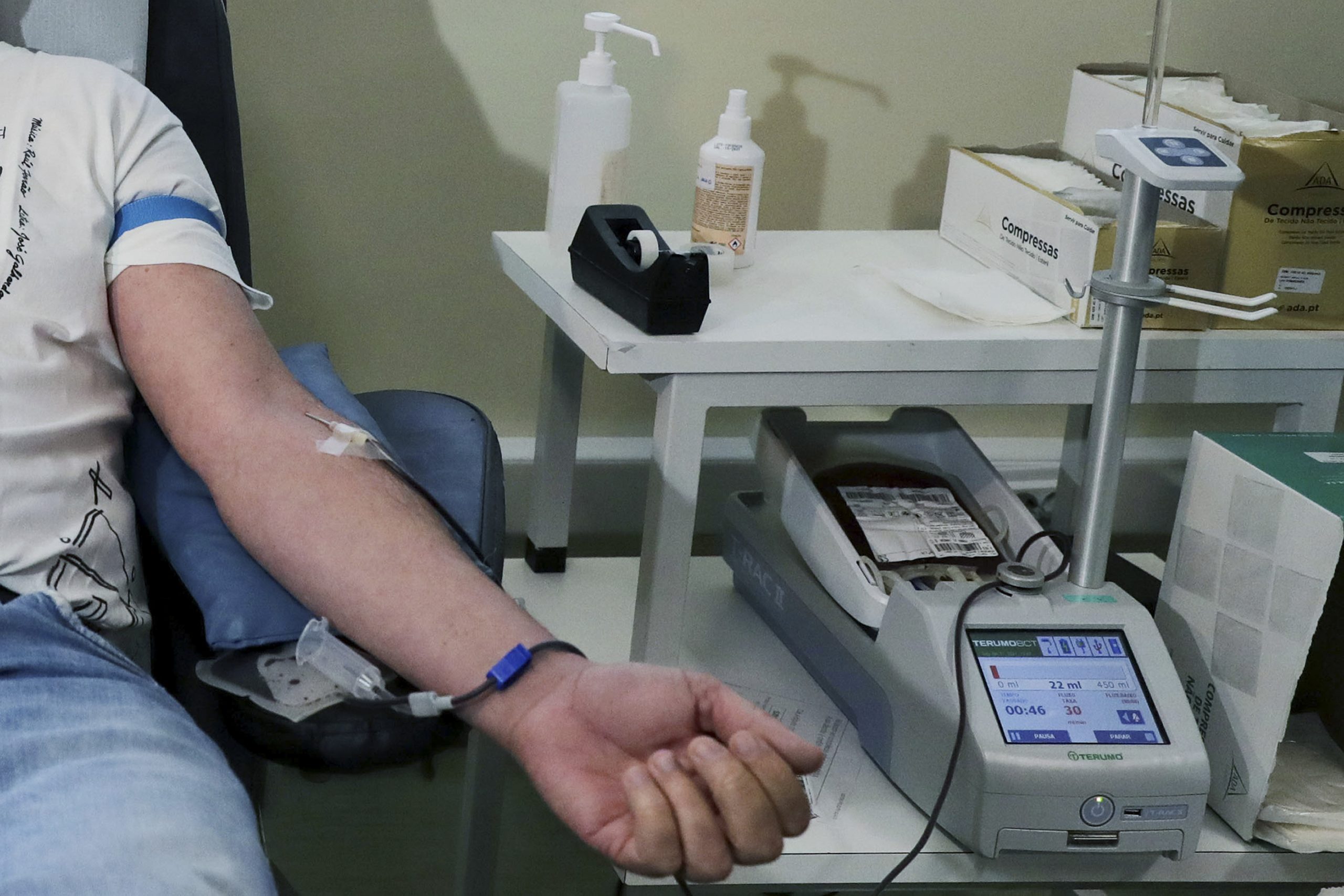 Assembleia da República aprova por unanimidade proibição da discriminação na doação de sangue