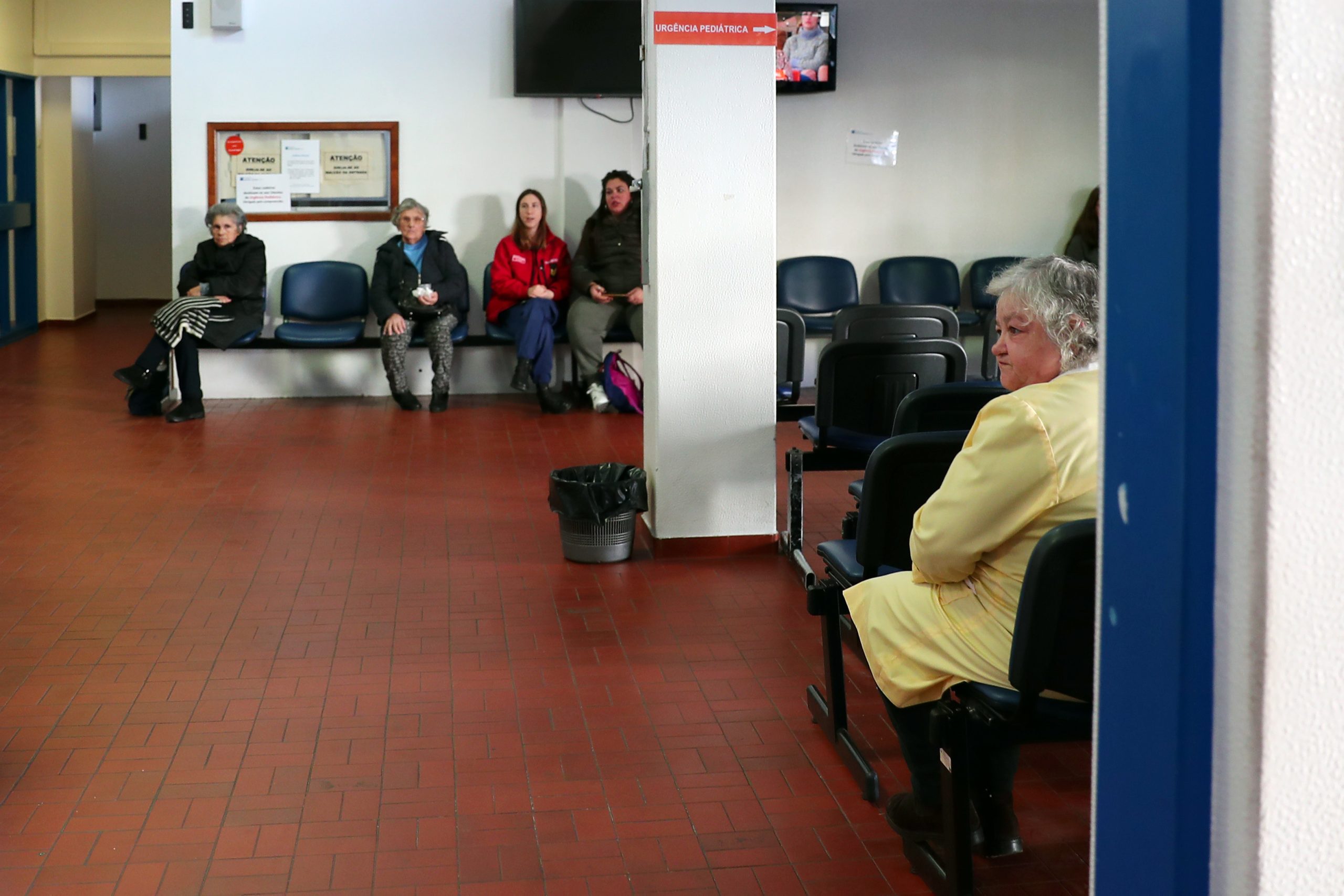Covid-19: Surto no hospital de Torres Vedras com 13 novos casos e três mortes nas últimas 24 horas