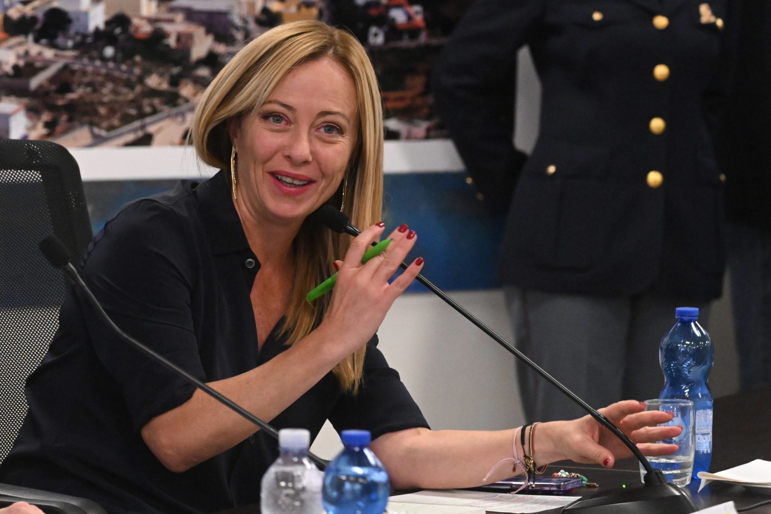 Meloni promete que Itália não será campo de refugiados da Europa