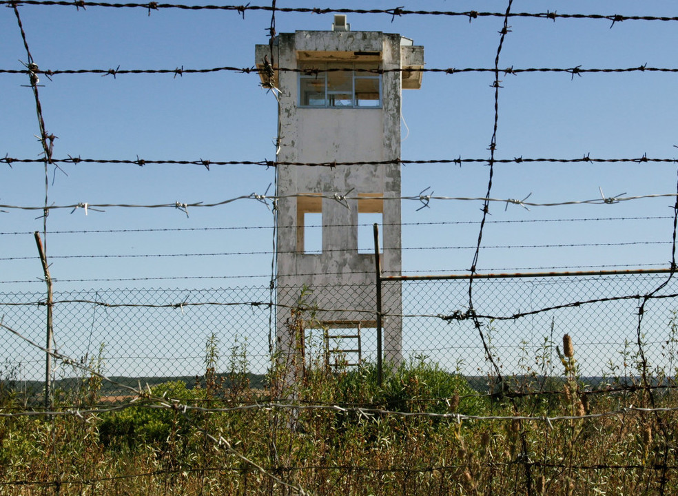 Tancos: Dois ex-investigadores da PJM arguidos no processo ouvidos à porta fechada na AR