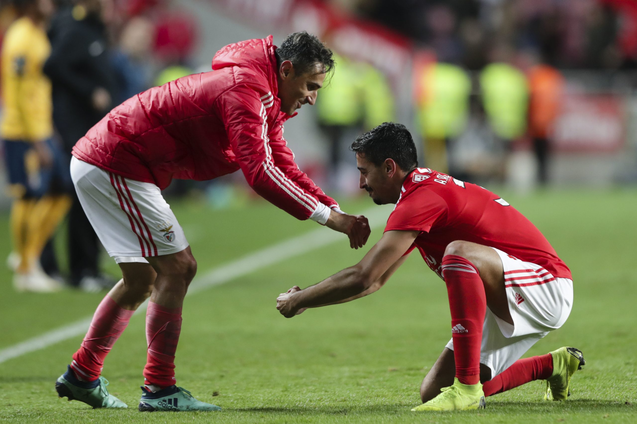 Jonas está lesionado e deverá ser baixa na visita do Benfica ao Santa Clara