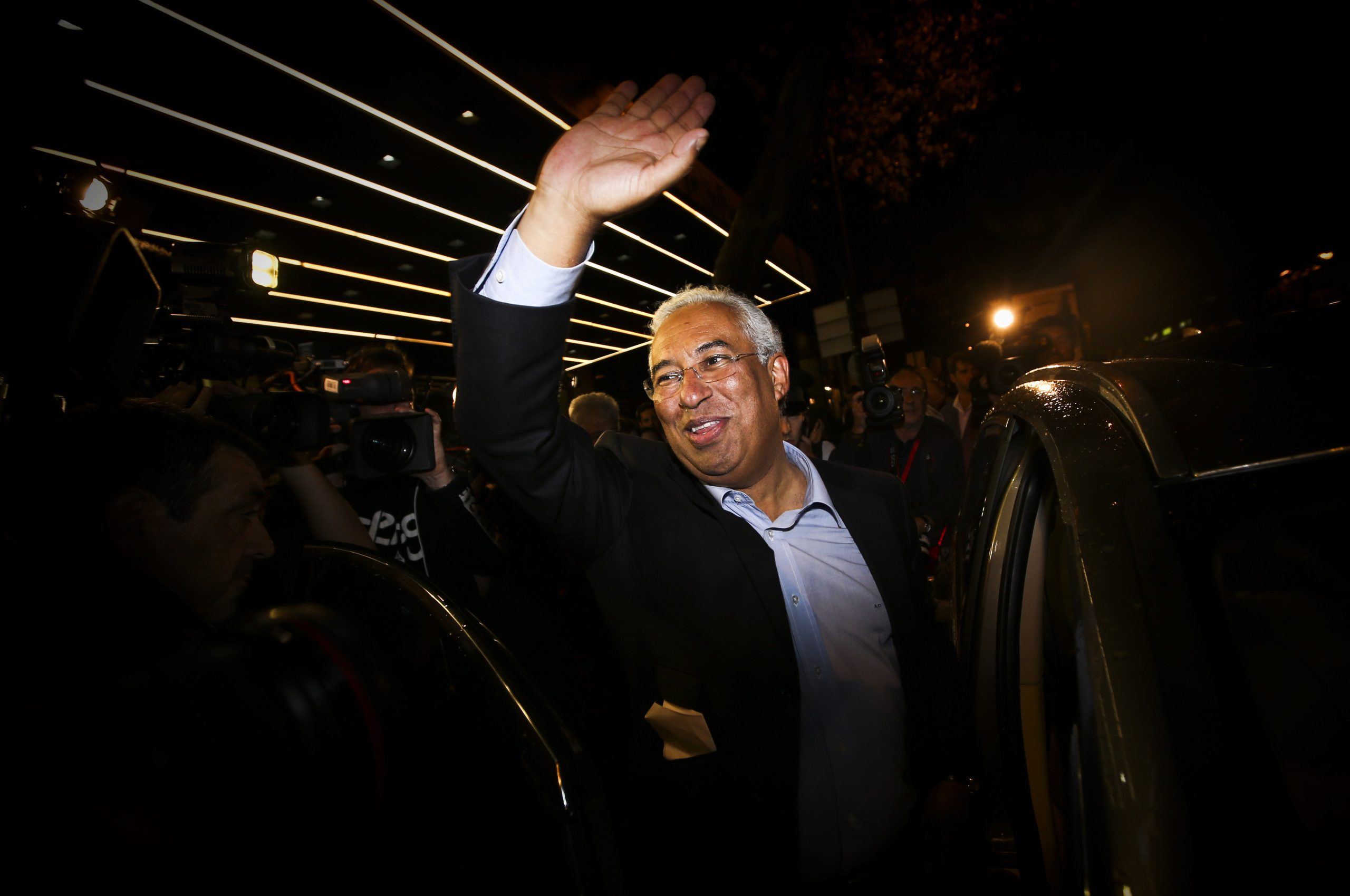 Eleição de Rio não mudou o paradigma, PS continua a liderar as sondagens