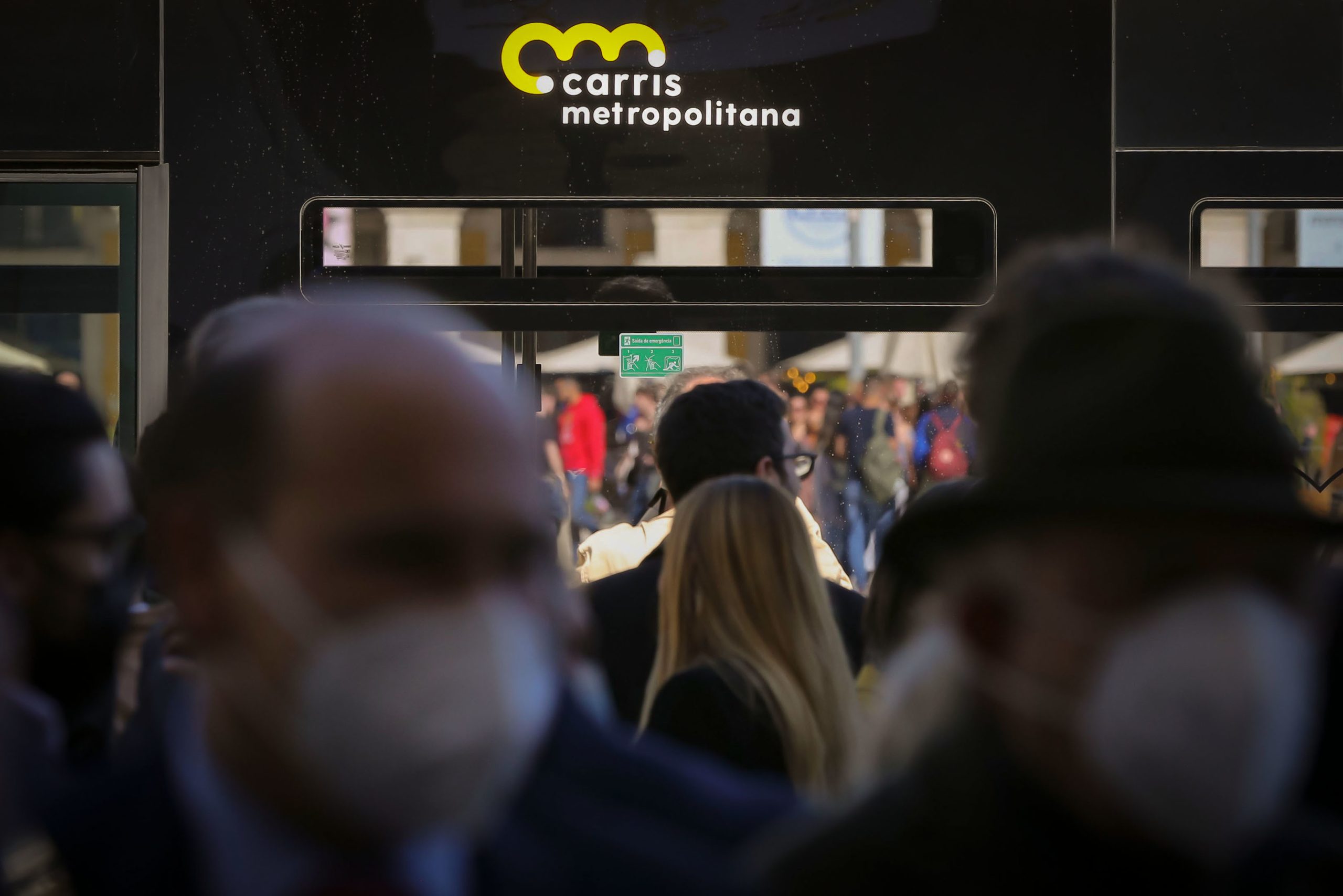 Carris Metropolitana: A funcionar desde o início de julho, novas rotas e número de autocarros são alvo de críticas em Almada