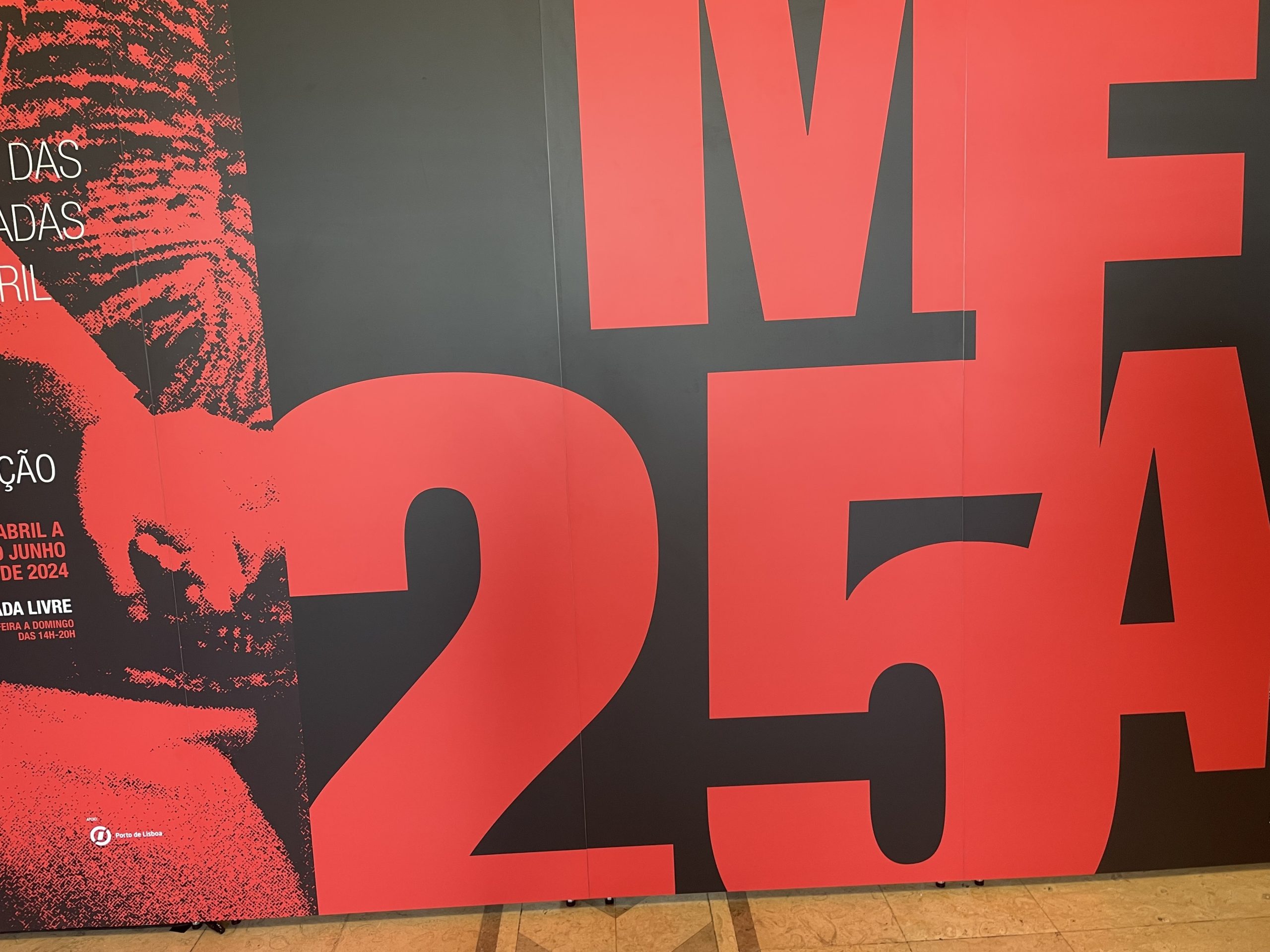 “O MFA e o 25 de Abril”. Exposição coloca militares no lugar que lhes pertence na história 