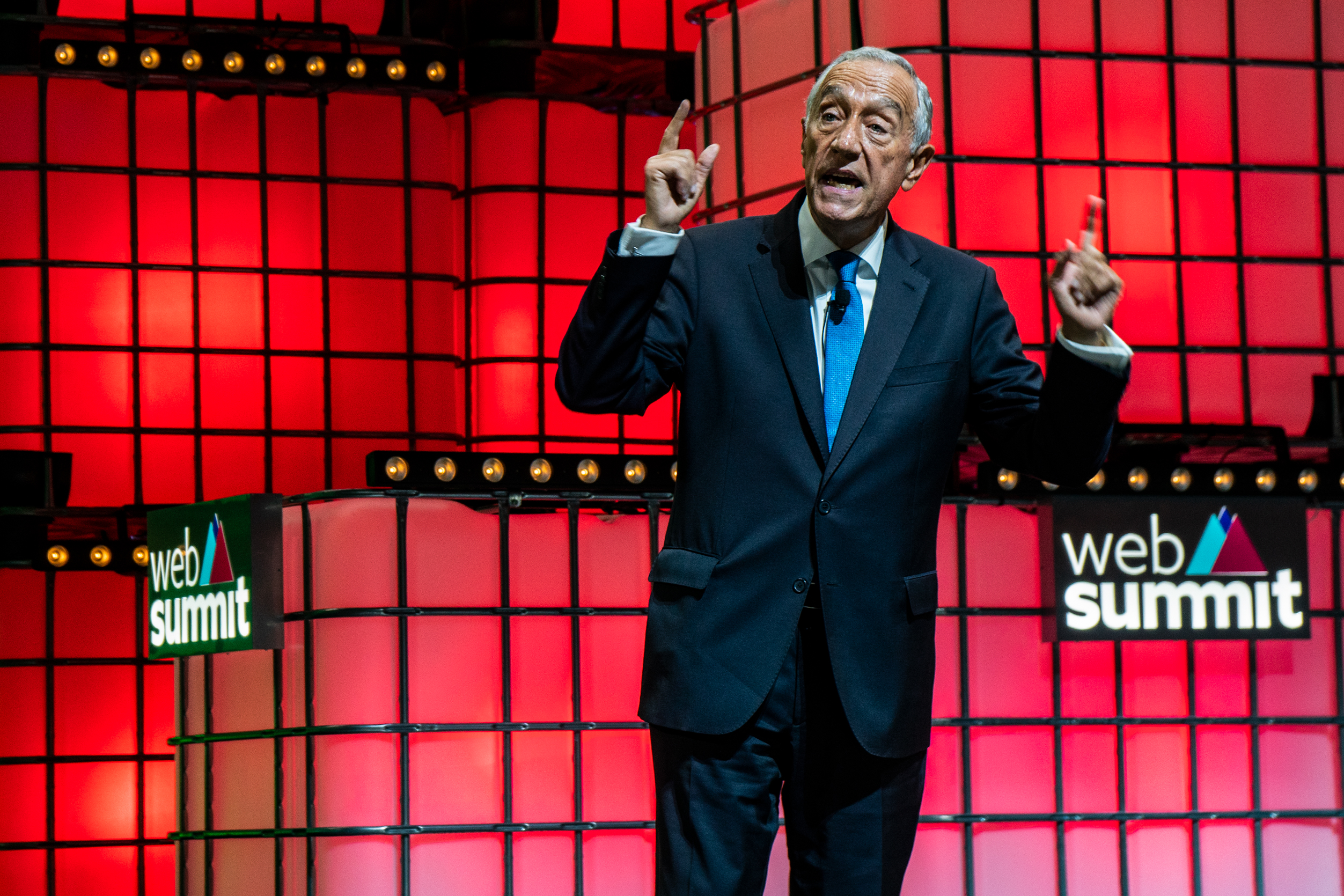 Web Summit: Marcelo adverte para ameaças à privacidade e propõe “reinvenção da democracia”