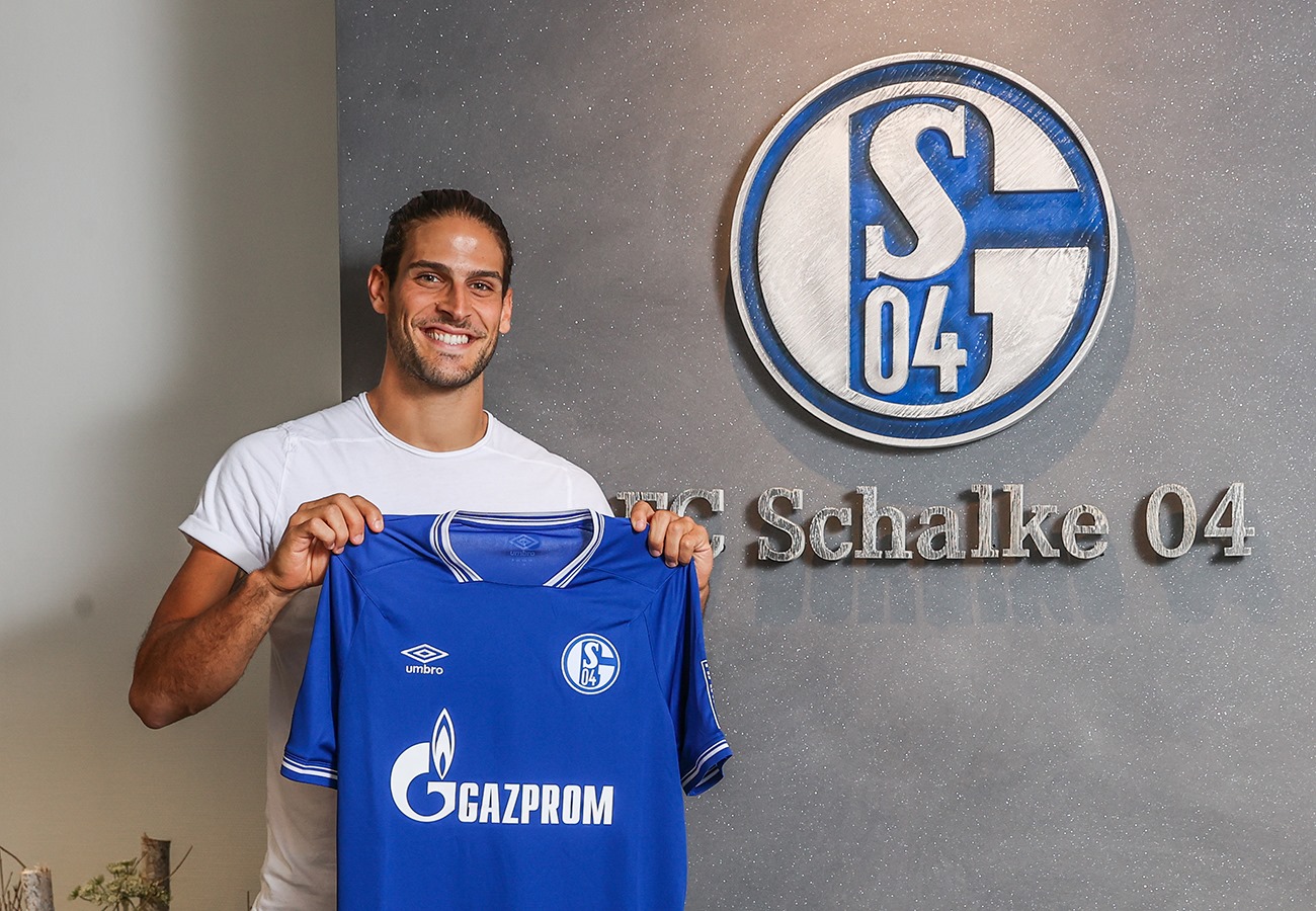 Gonçalo Paciência no Schalke 04 por empréstimo do Eintracht Frankfurt