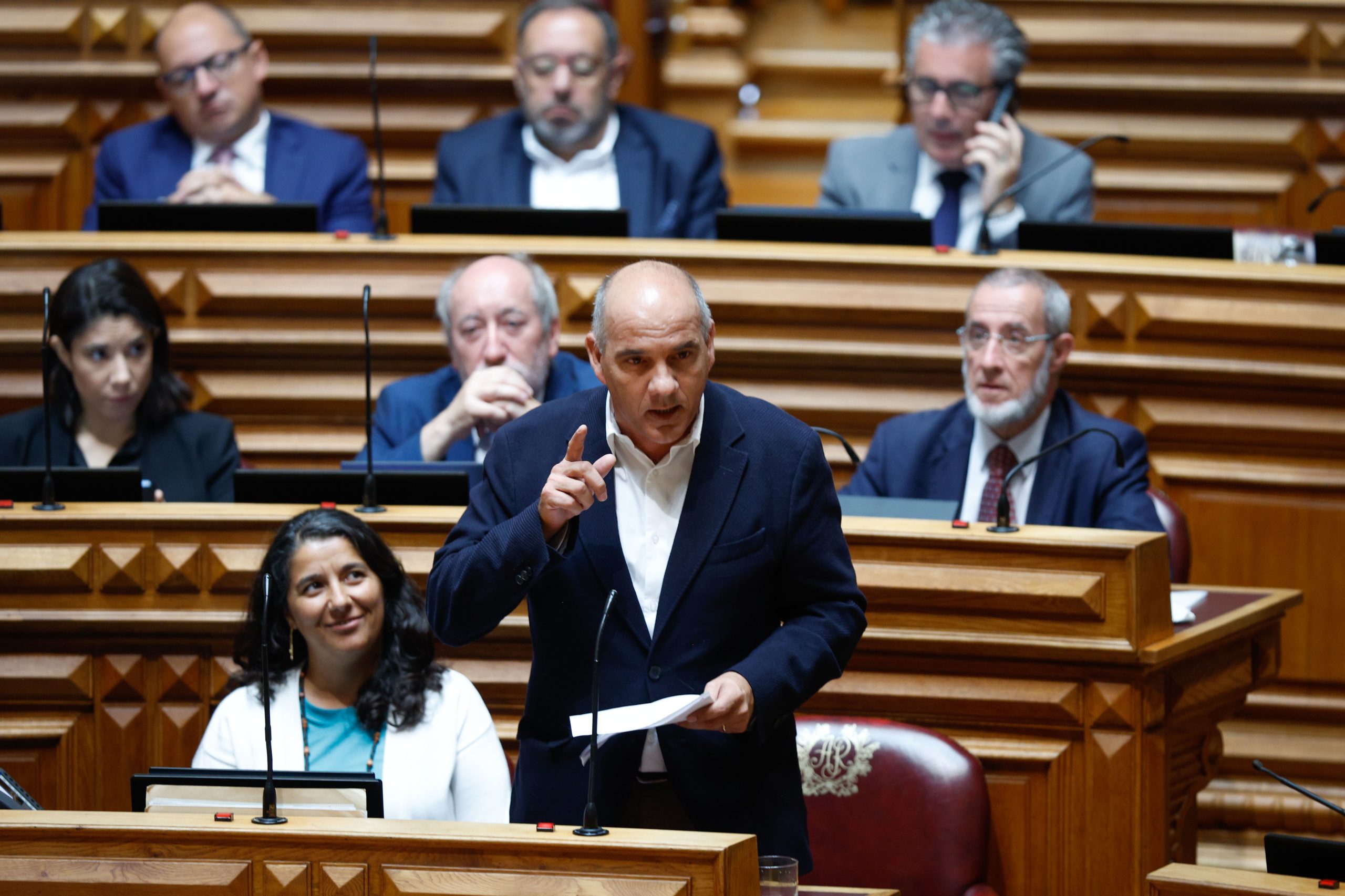 PCP insiste na reforma aos 40 anos de descontos e aumento de 7,5% para todos