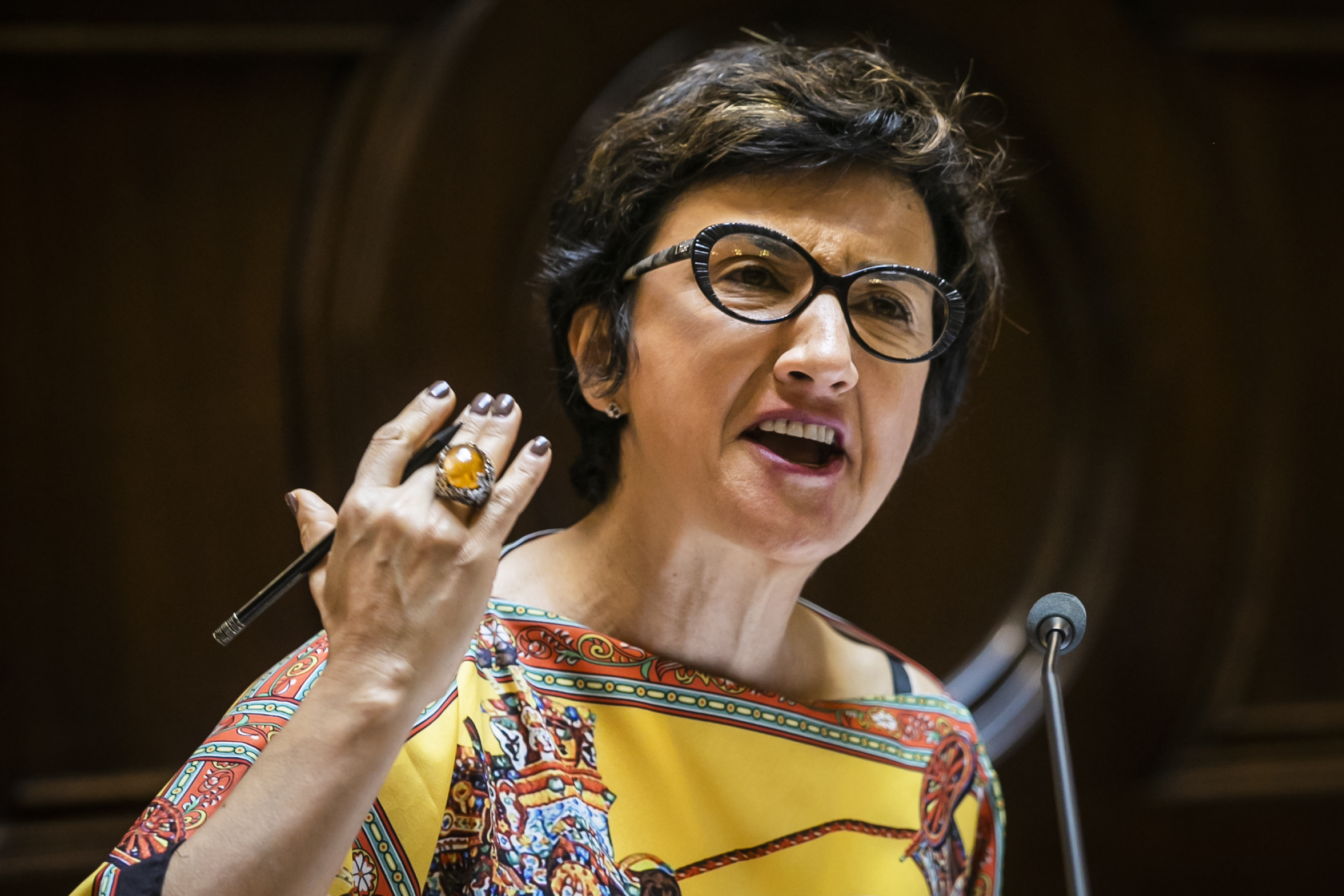 Comunistas chamam ministra da Agricultura ao Parlamento para explicar “política de direita”