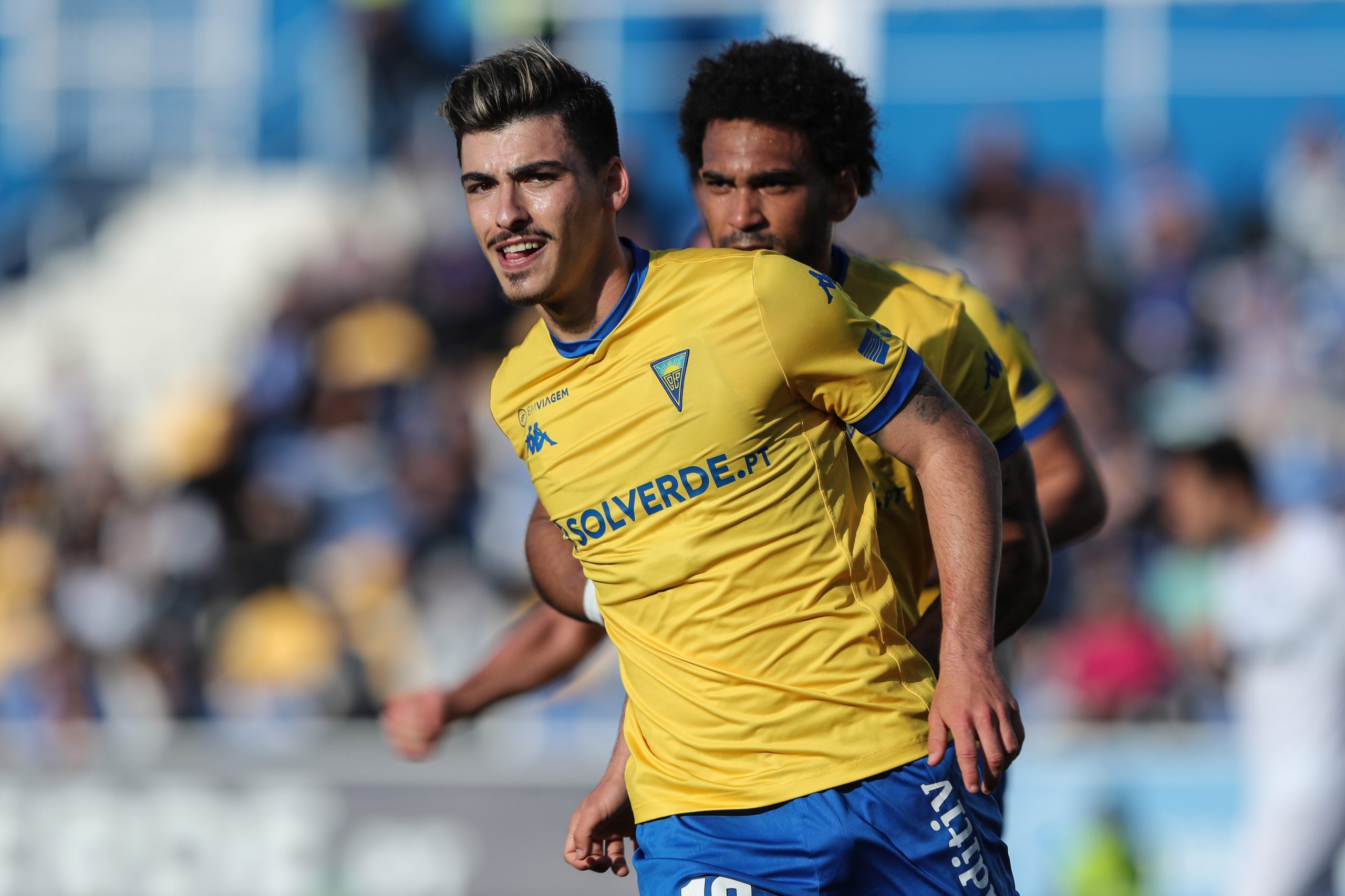 Médio André Franco troca Estoril Praia pelo FC Porto