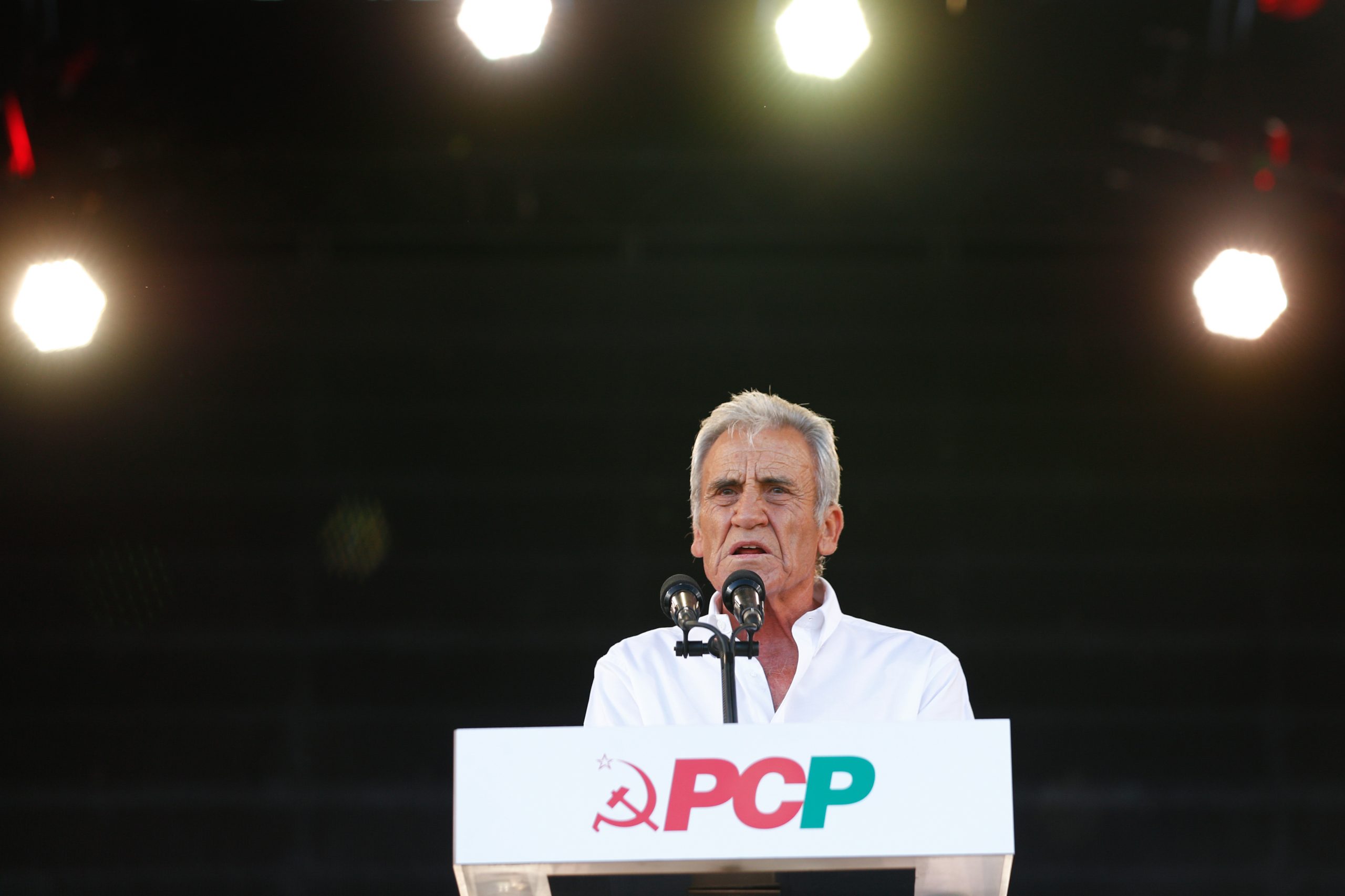 Presidenciais: Comité central do PCP decide candidata ou candidato no sábado