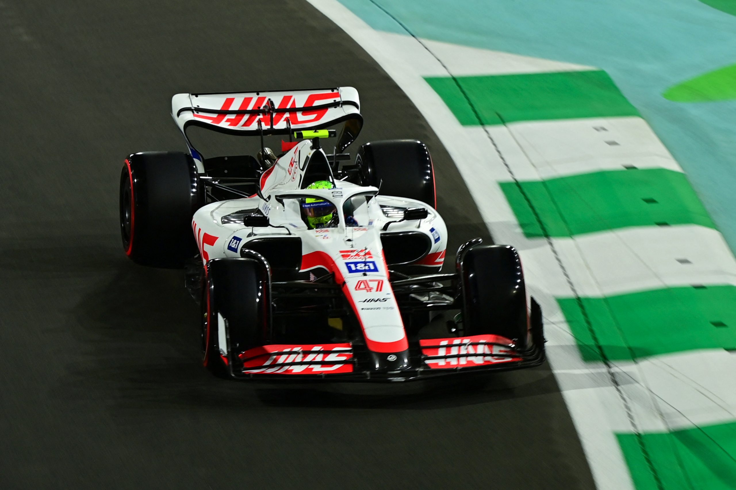 F1: Mick Schumacher não vai correr no Grande Prémio da Arábia Saudita após acidente