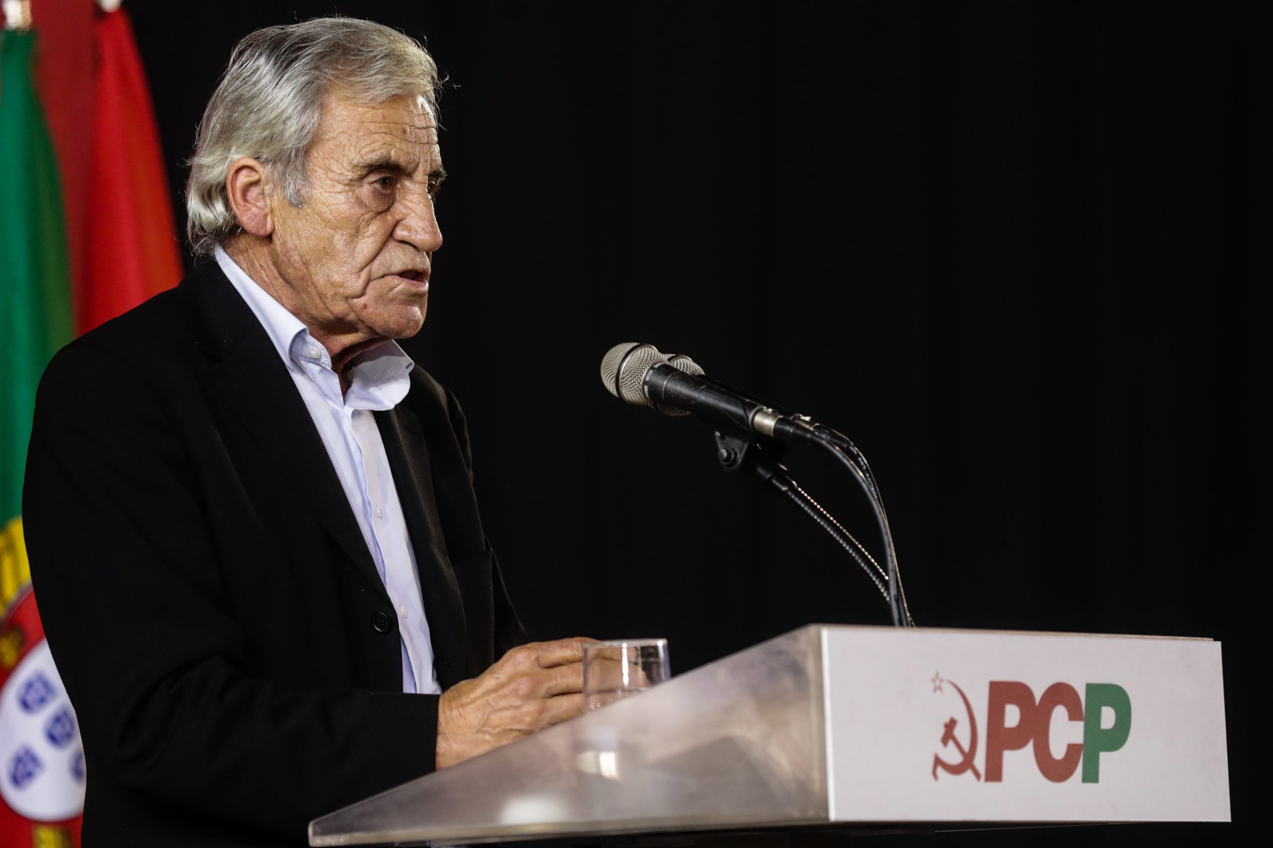 PCP alerta que Biden quer manter política externa de ameaça à paz