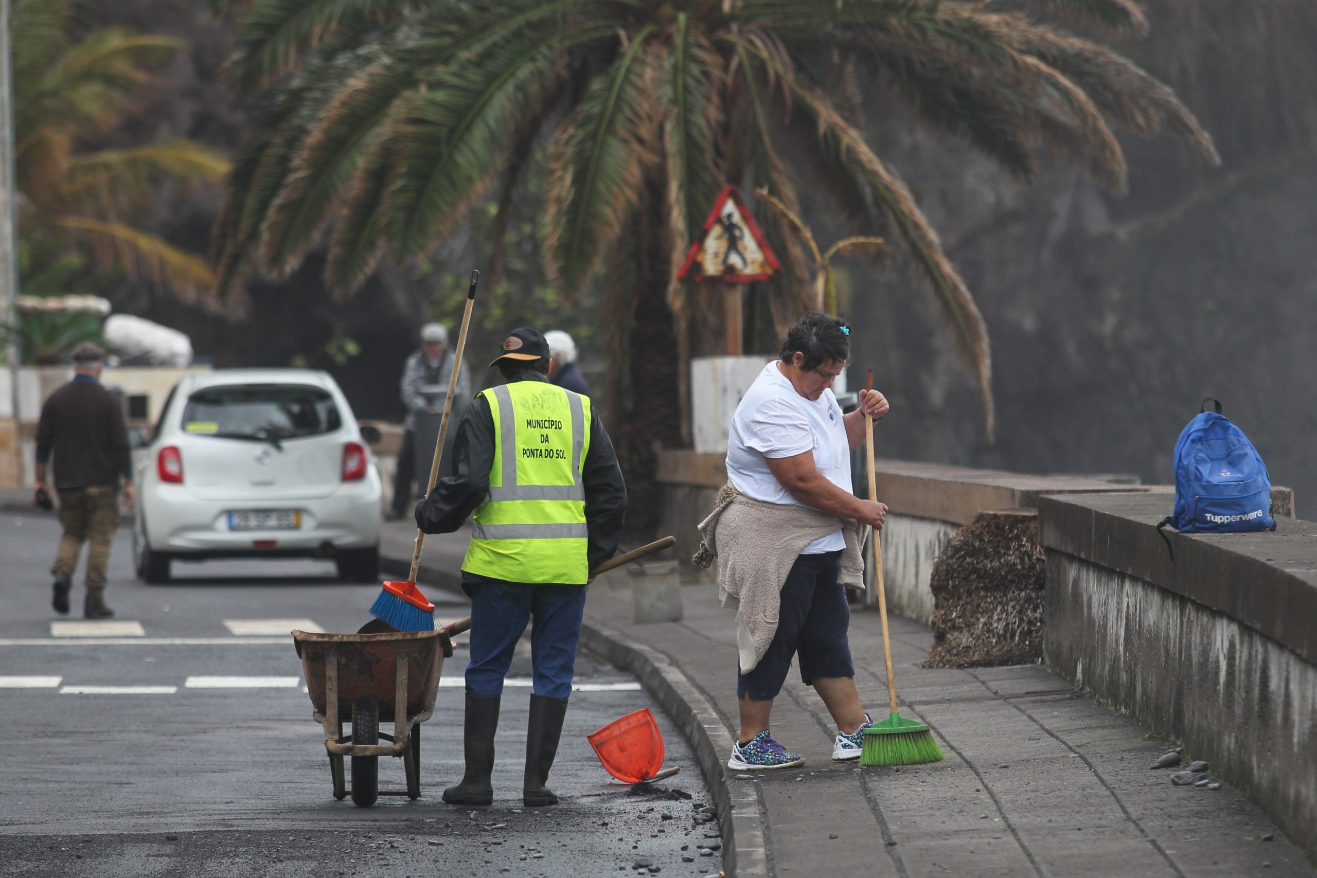 Município de Chaves associa-se a voluntários para a recolha de lixo