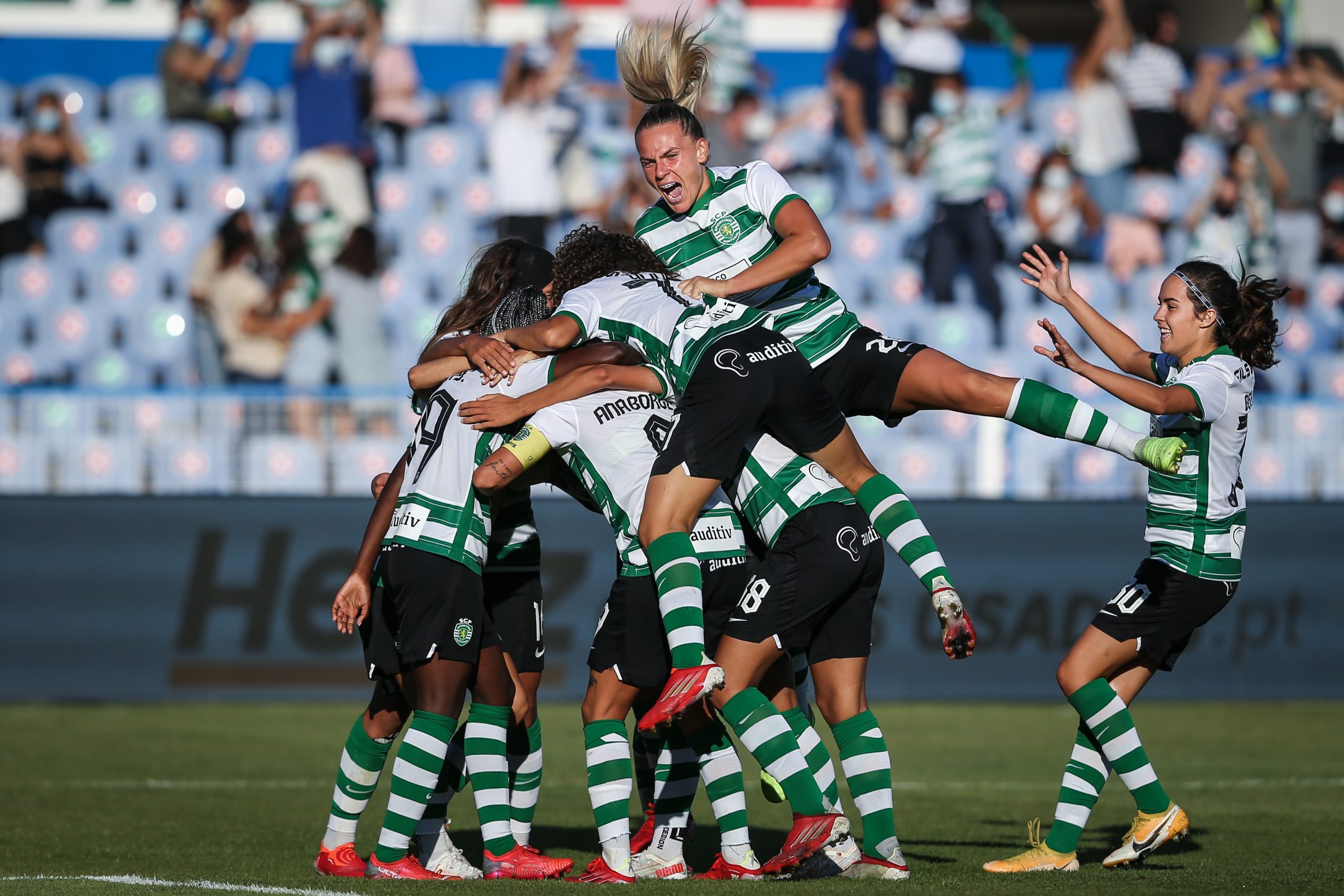 Sporting vence Benfica conquista Supertaça de futebol feminino pela segunda vez