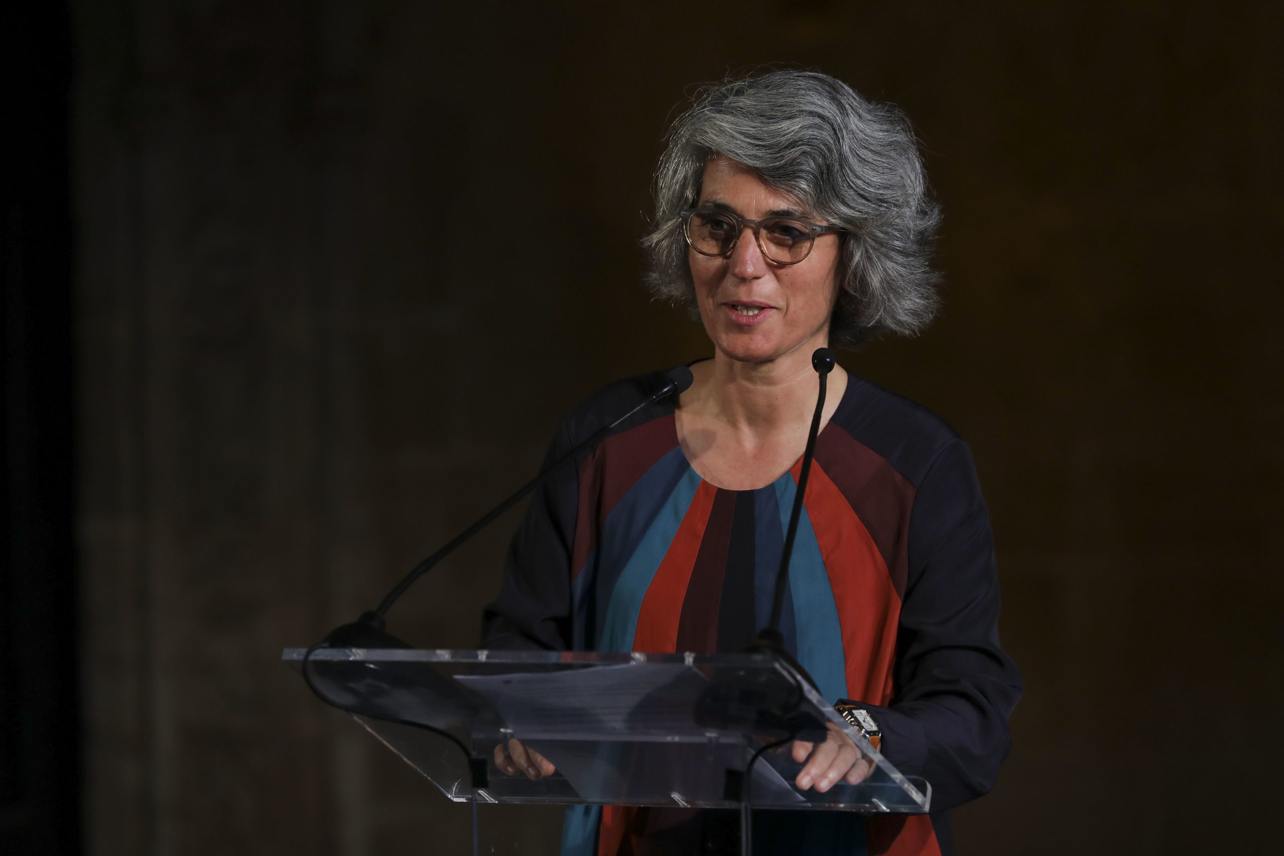 Ministra da Cultura considera uma “vergonha” a atual “desorganização estrutural” do Opart