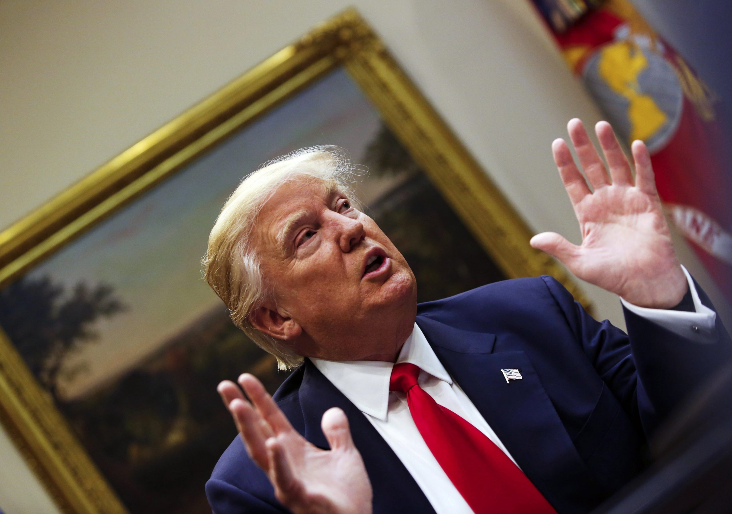 Donald Trump prepara-se para assinar nova versão do decreto anti-imigração