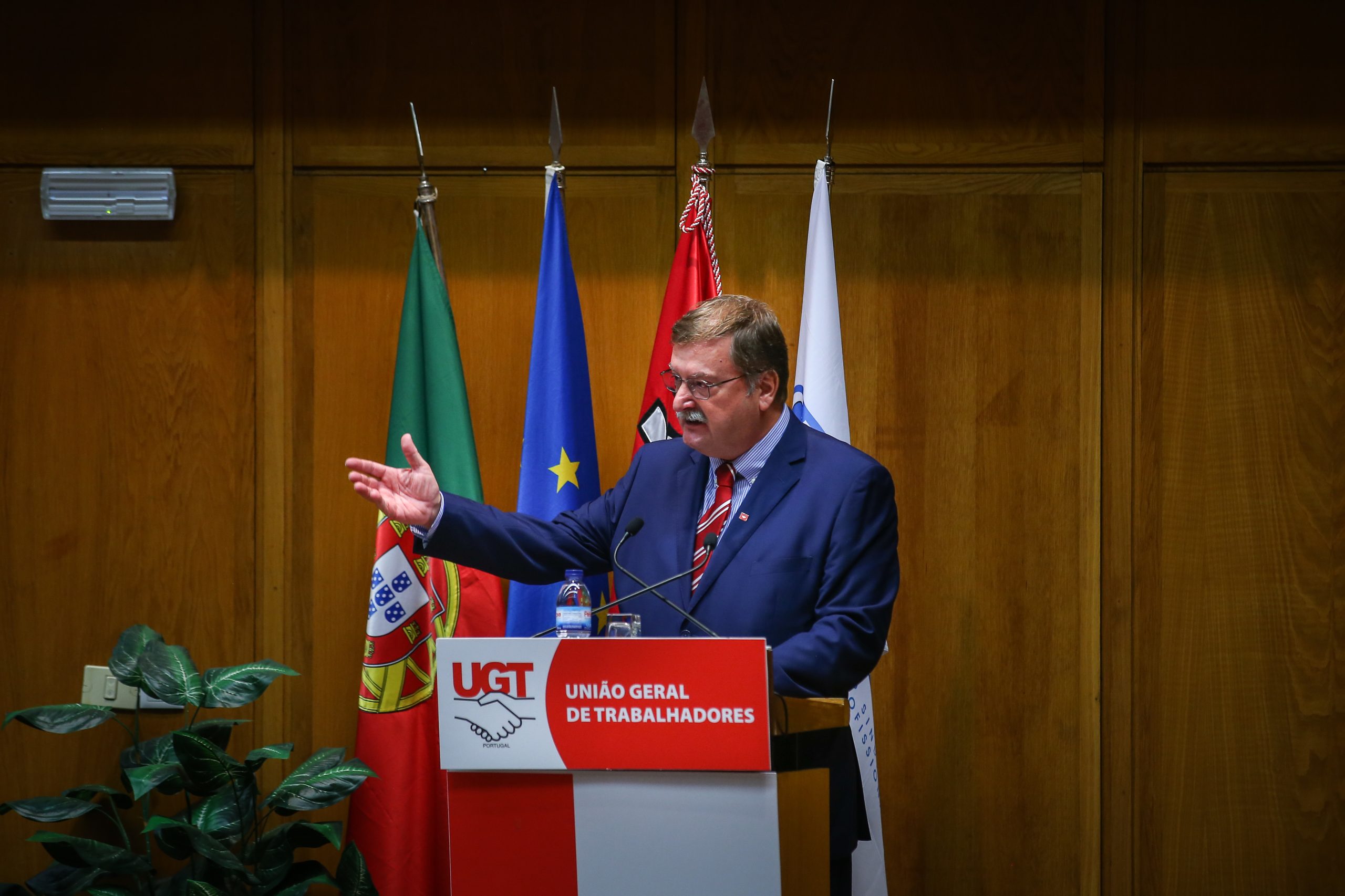 Secretário-geral da UGT declara que a central sindical está “sempre do lado da solução”