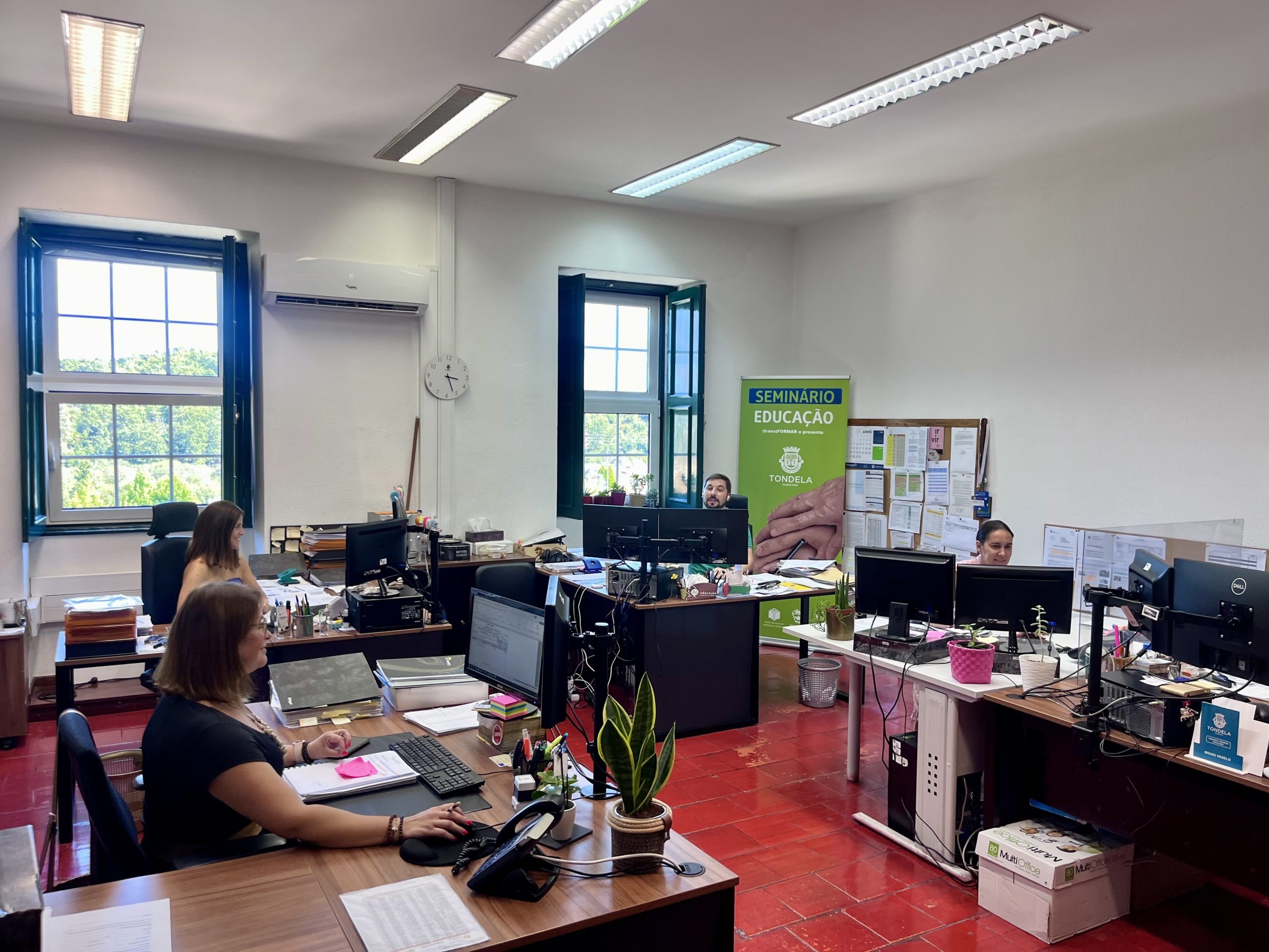 Tondela cria gabinete de apoio a alunos estrangeiros e suas famílias para “plena integração na comunidade escolar”