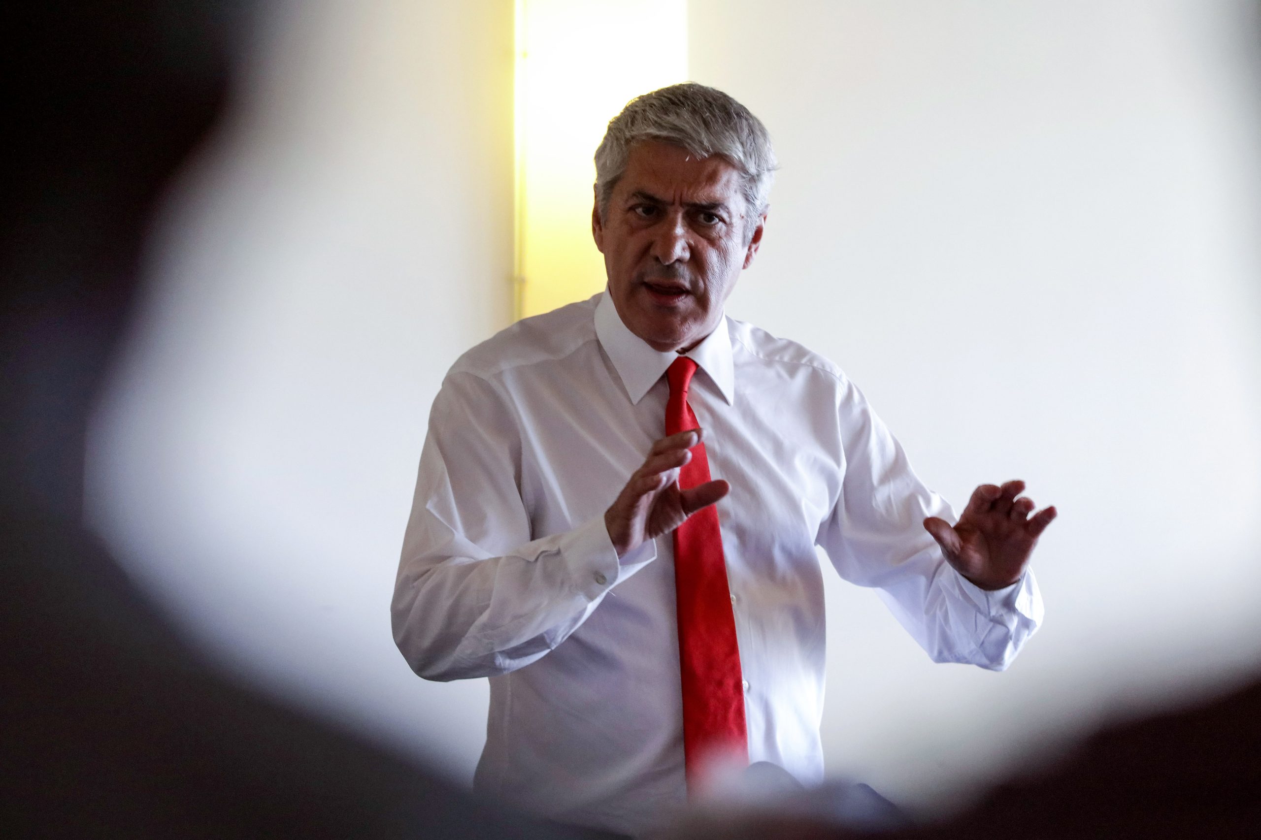 José Sócrates afirma que Sérgio Moro foi juiz “indigno” e é político “medíocre”