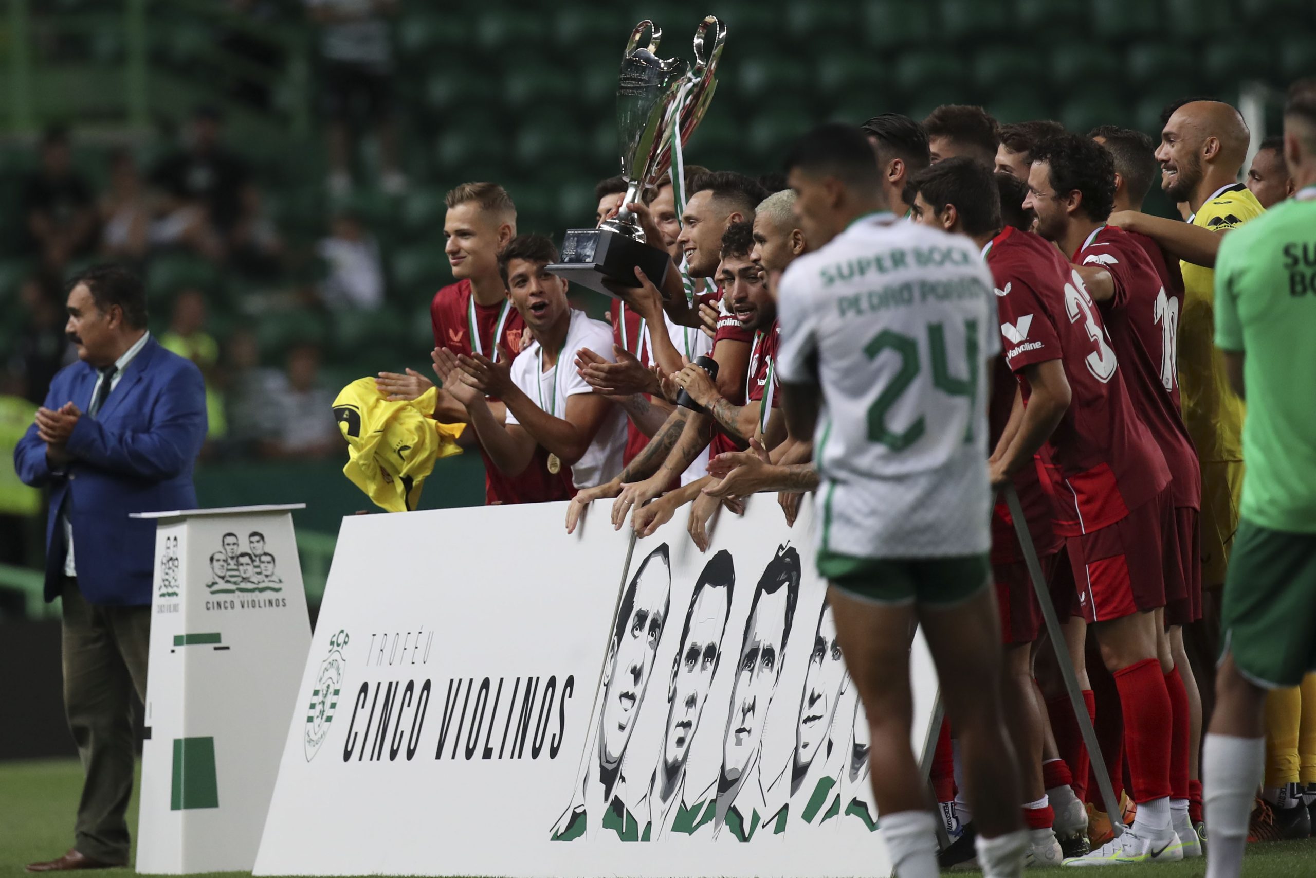 Sporting perde Troféu Cinco Violinos para o Sevilha nas grandes penalidades