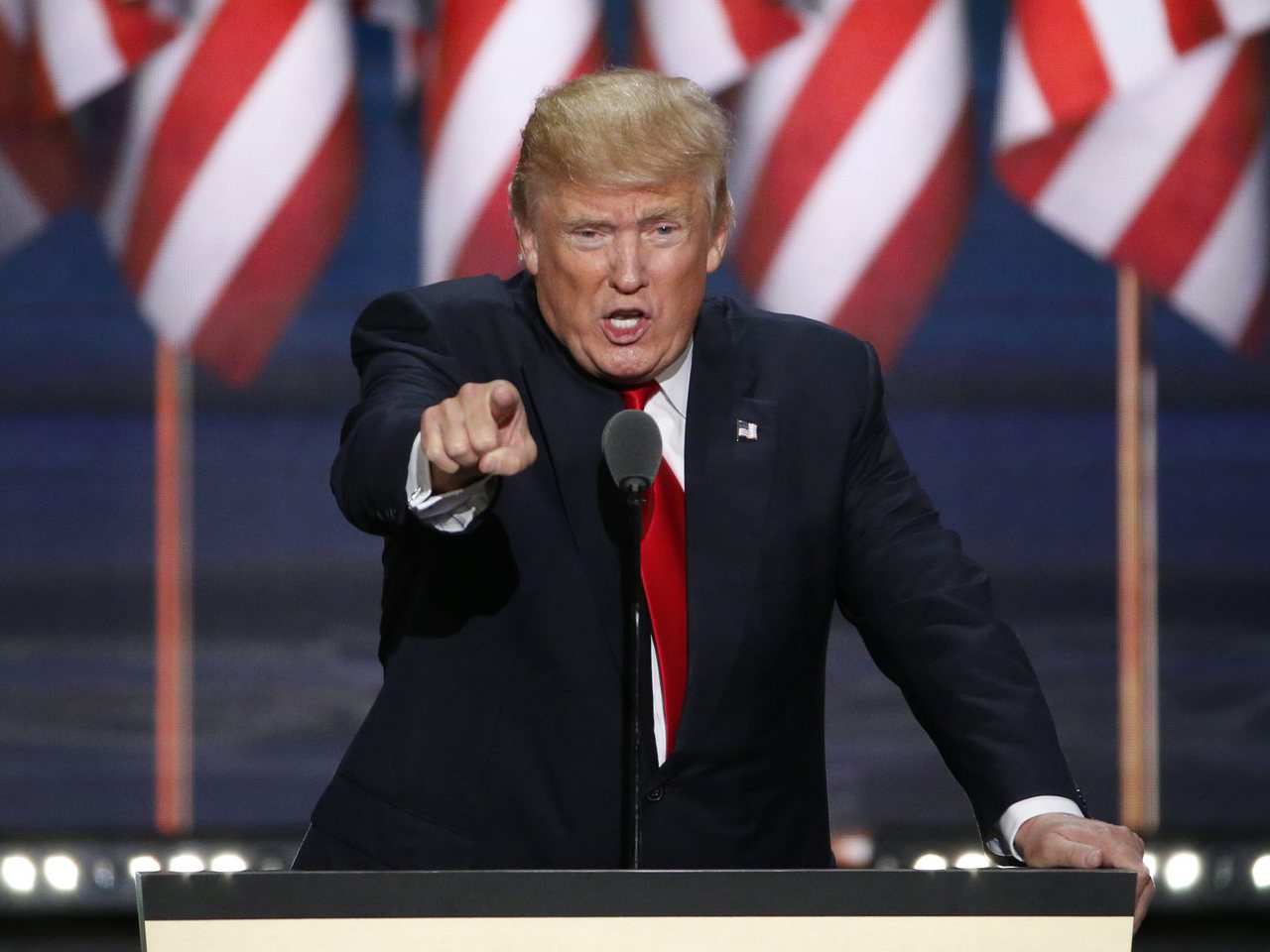 Trump usou dinheiro de fundação de caridade para resolver problemas legais