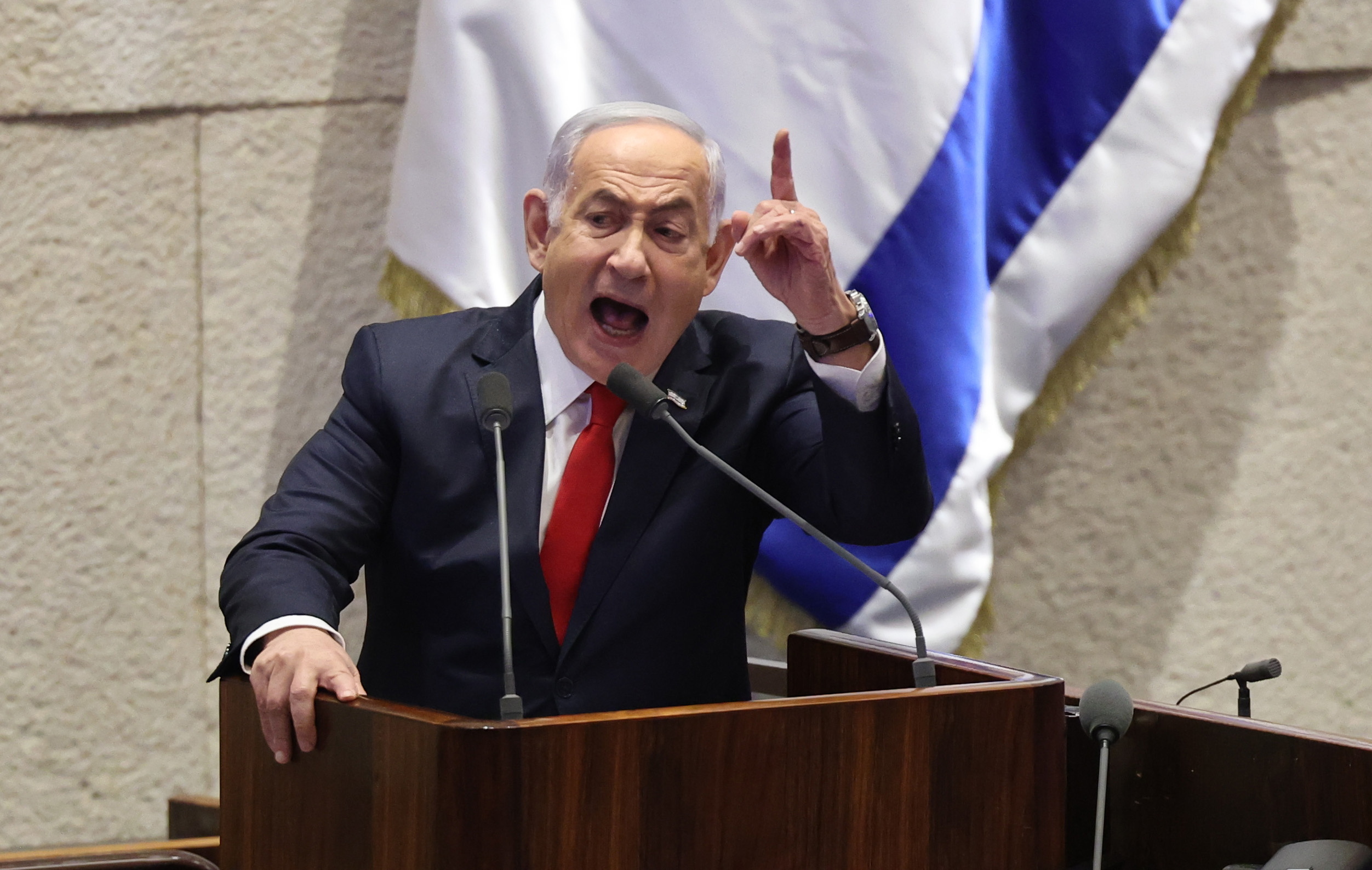 Netanyahu volta a tribunal: em que casos está envolvido e pode ser preso?