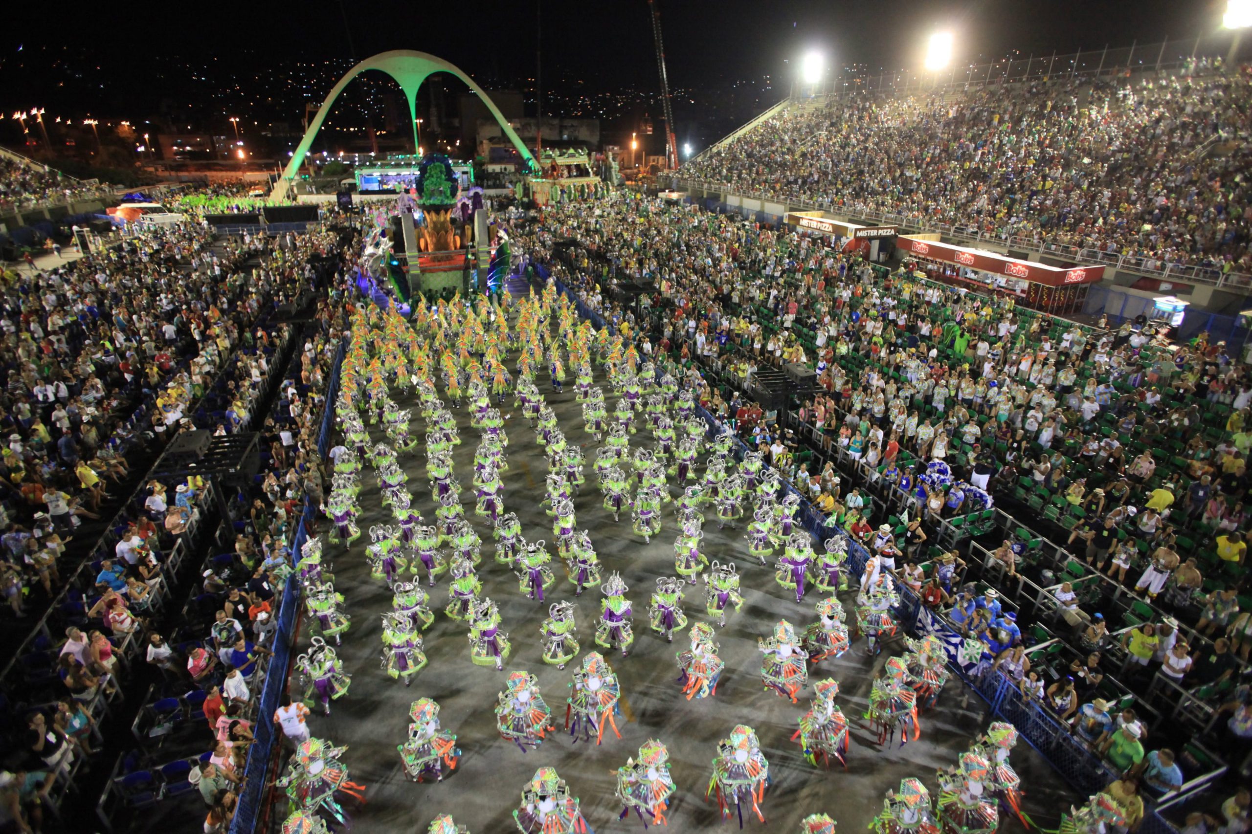 Justiça brasileira suspende desfile de bloco de extrema-direita no Carnaval
