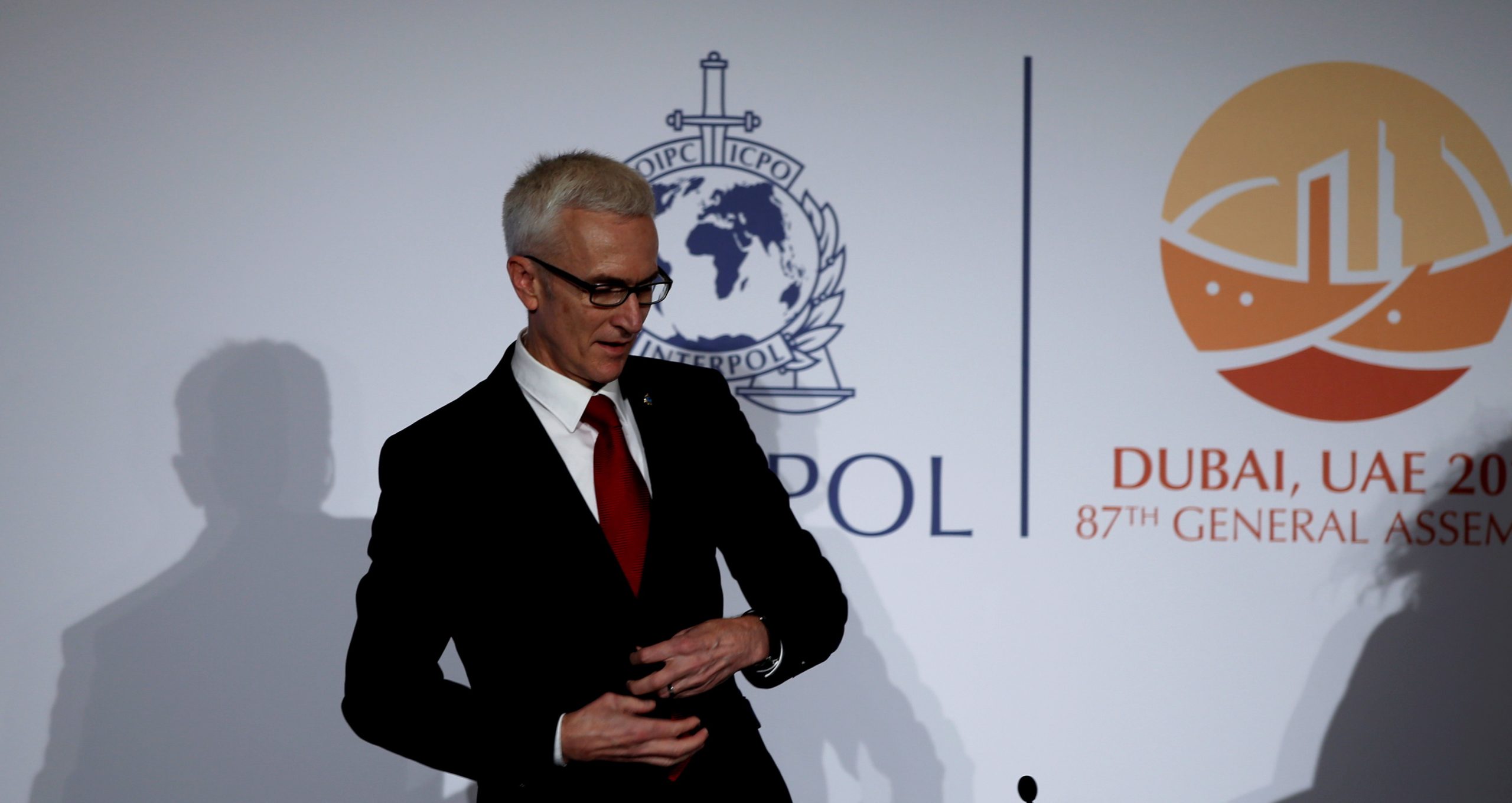 Interpol teme aumento “dramático” de crimes relacionados com vacinas
