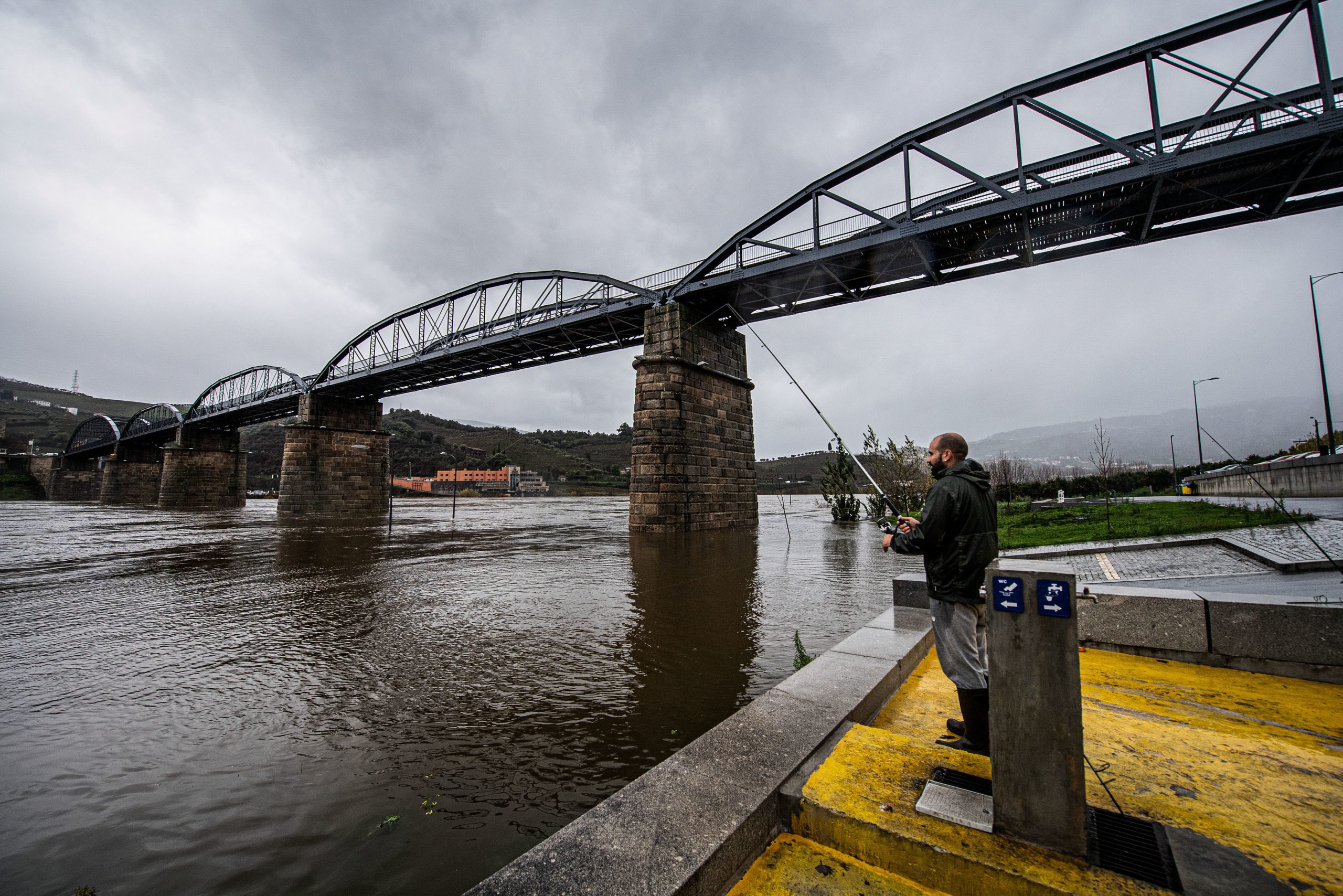 Câmara de Gaia aprova concessão de transporte público no rio Douro