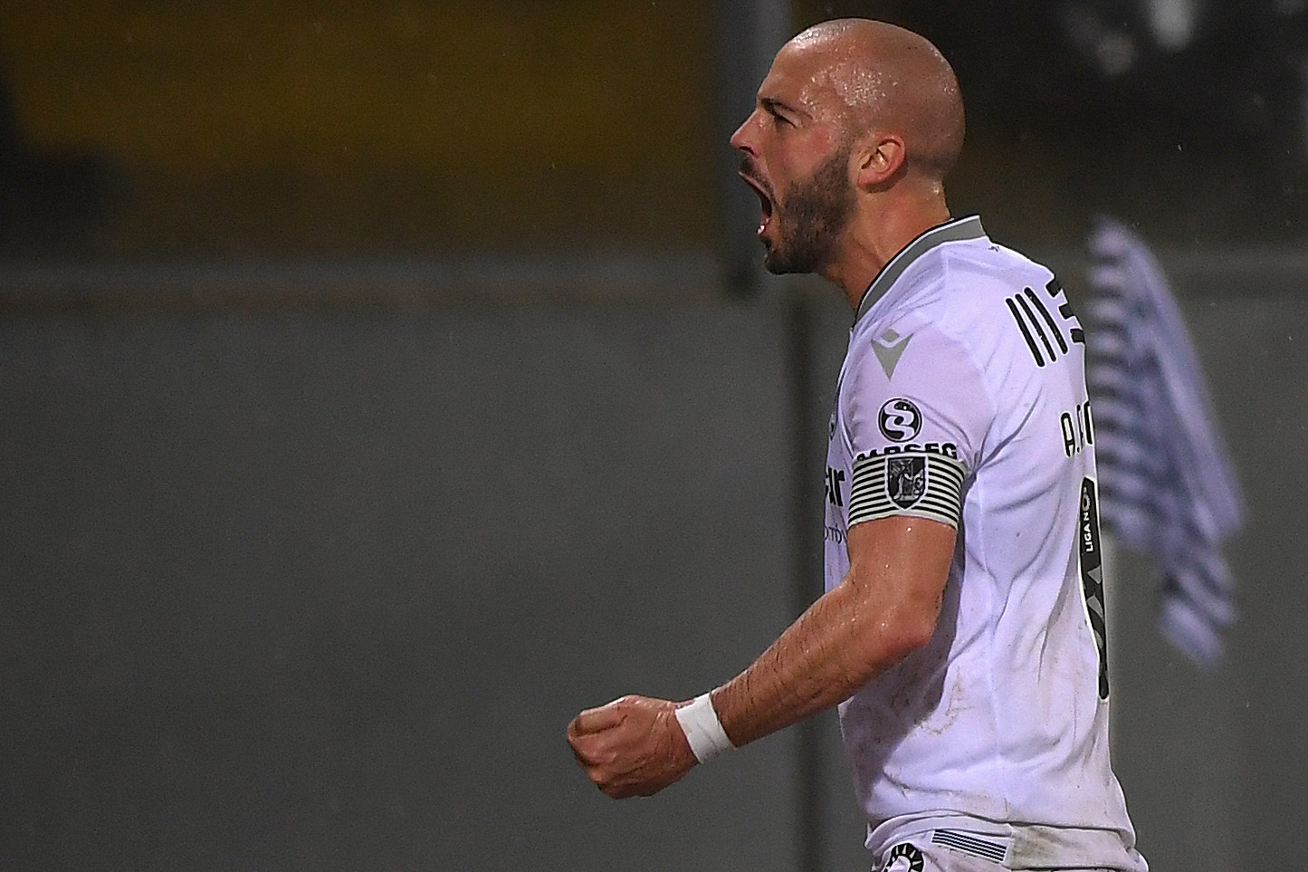 Vitória de Guimarães vence Tondela e sobe ao sexto lugar provisório