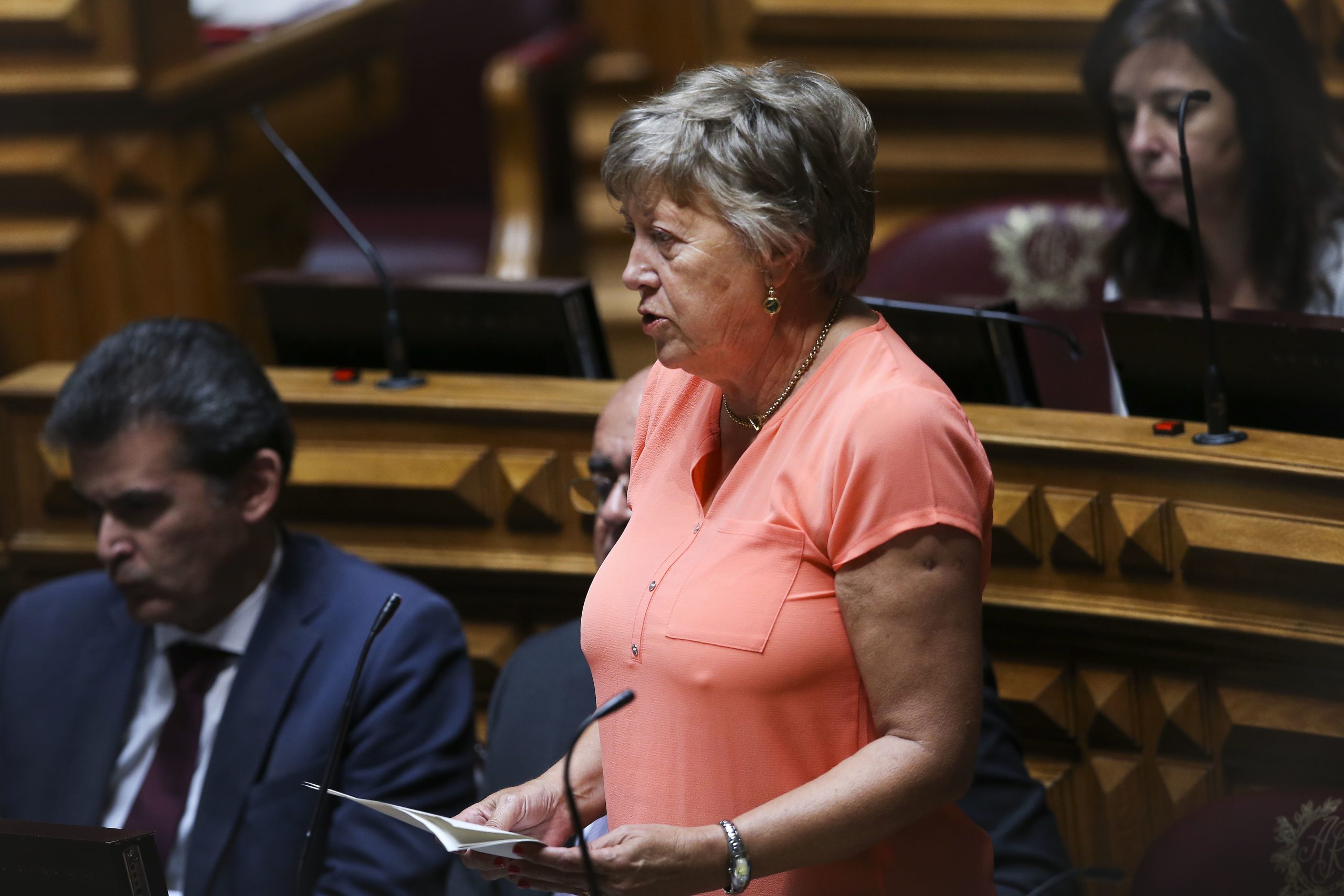 PS trava requerimento do BE para ouvir Christine Lagarde no parlamento, mas admite presença em comissão