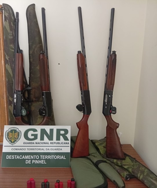 Vila Nova de Foz Côa. Quatro detidos por caça em zona de proteção
