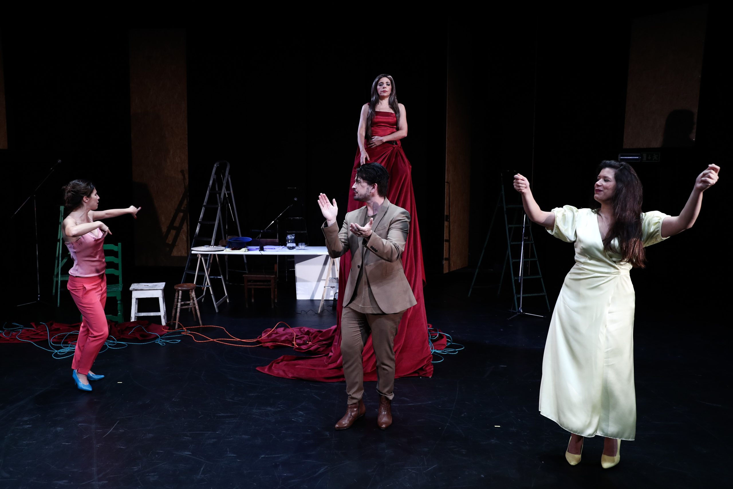 História do teatro português contada no D. Maria, com drama, riso e crítica