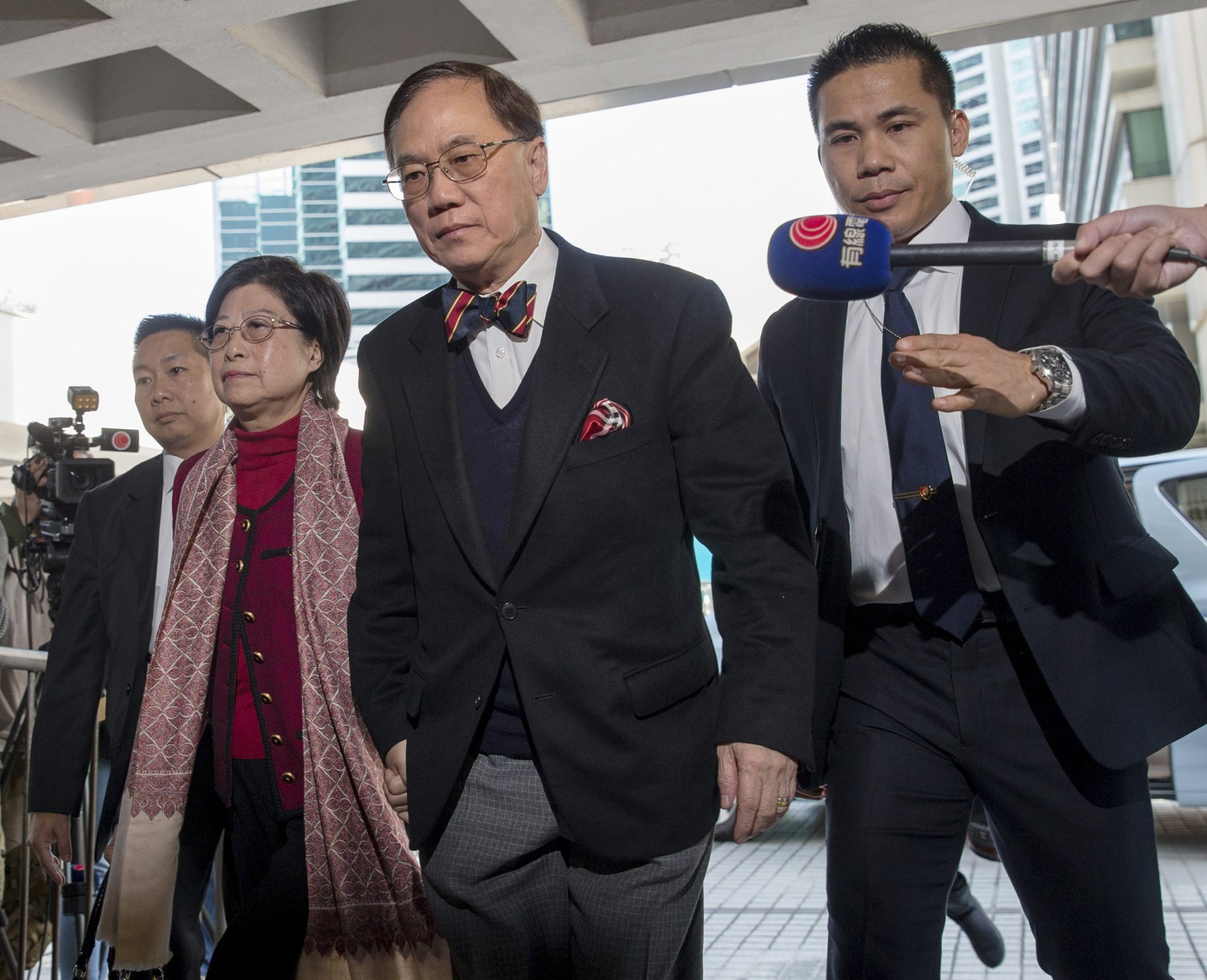 Ex-líder de Hong Kong Donald Tsang condenado a 20 meses de prisão