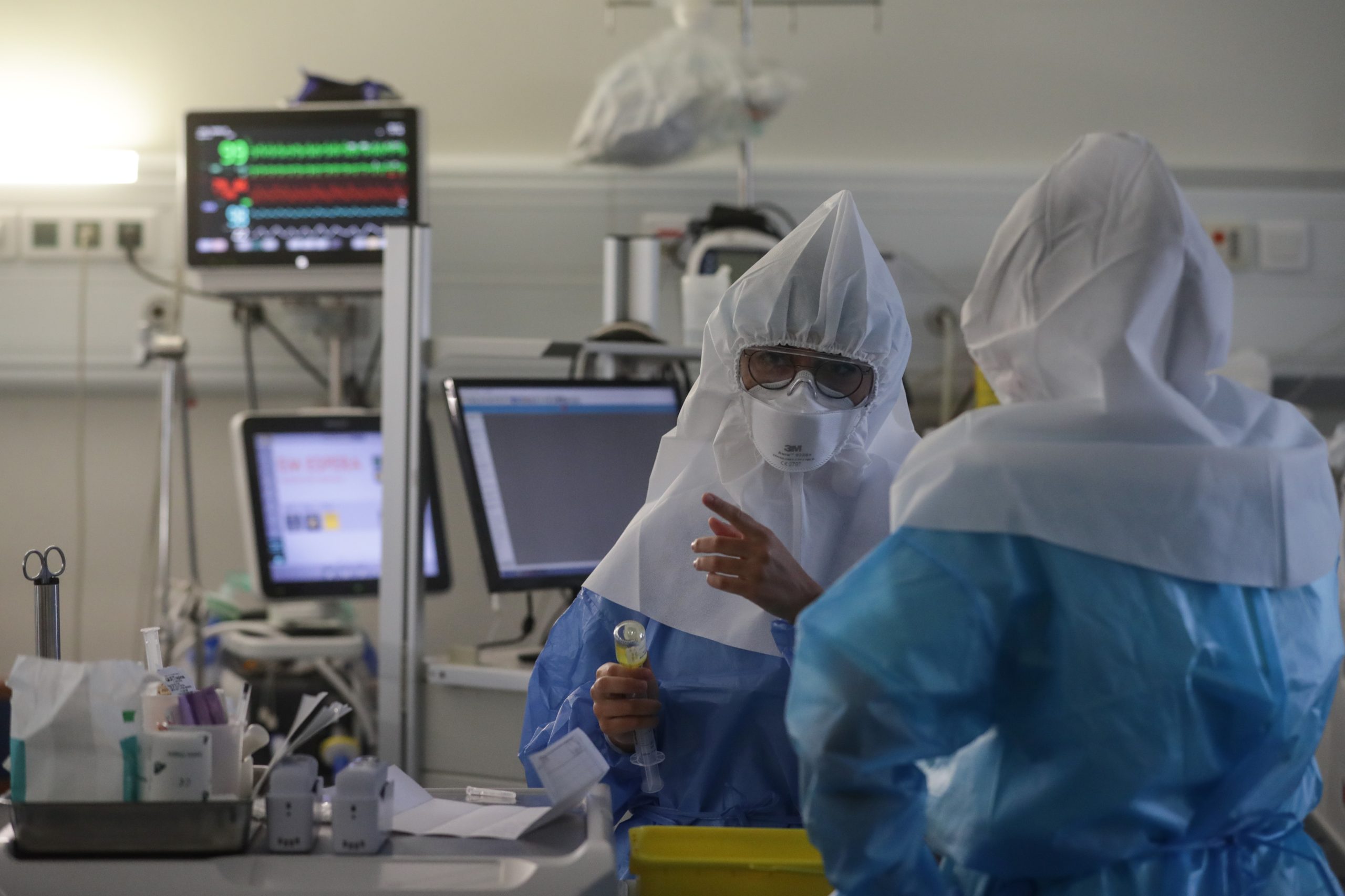 Covid-19: Administrações de sete hospitais de Lisboa criticam distribuição de doentes