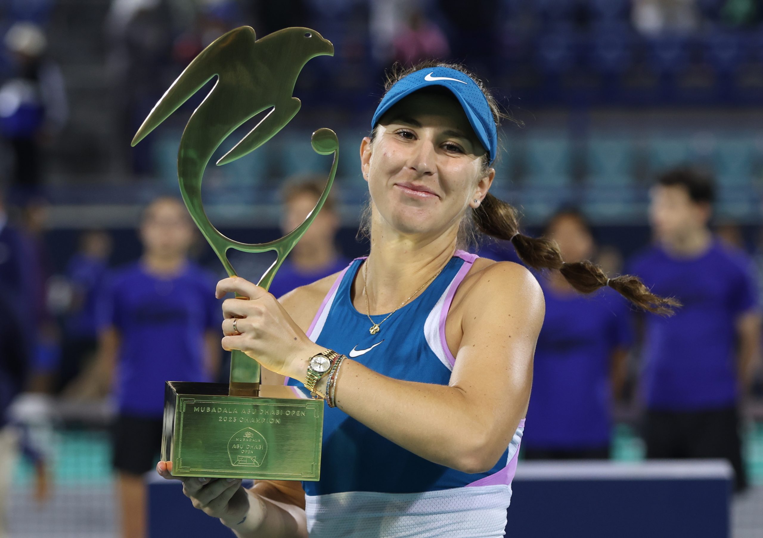 Tenista suíça Belinda Bencic vence torneio de Abu Dhabi