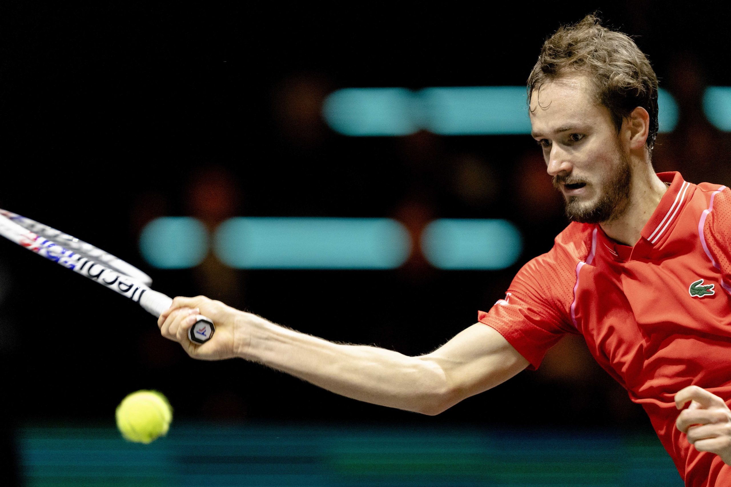 Roland Garros: Medvedev, número dois mundial, eliminado na primeira ronda