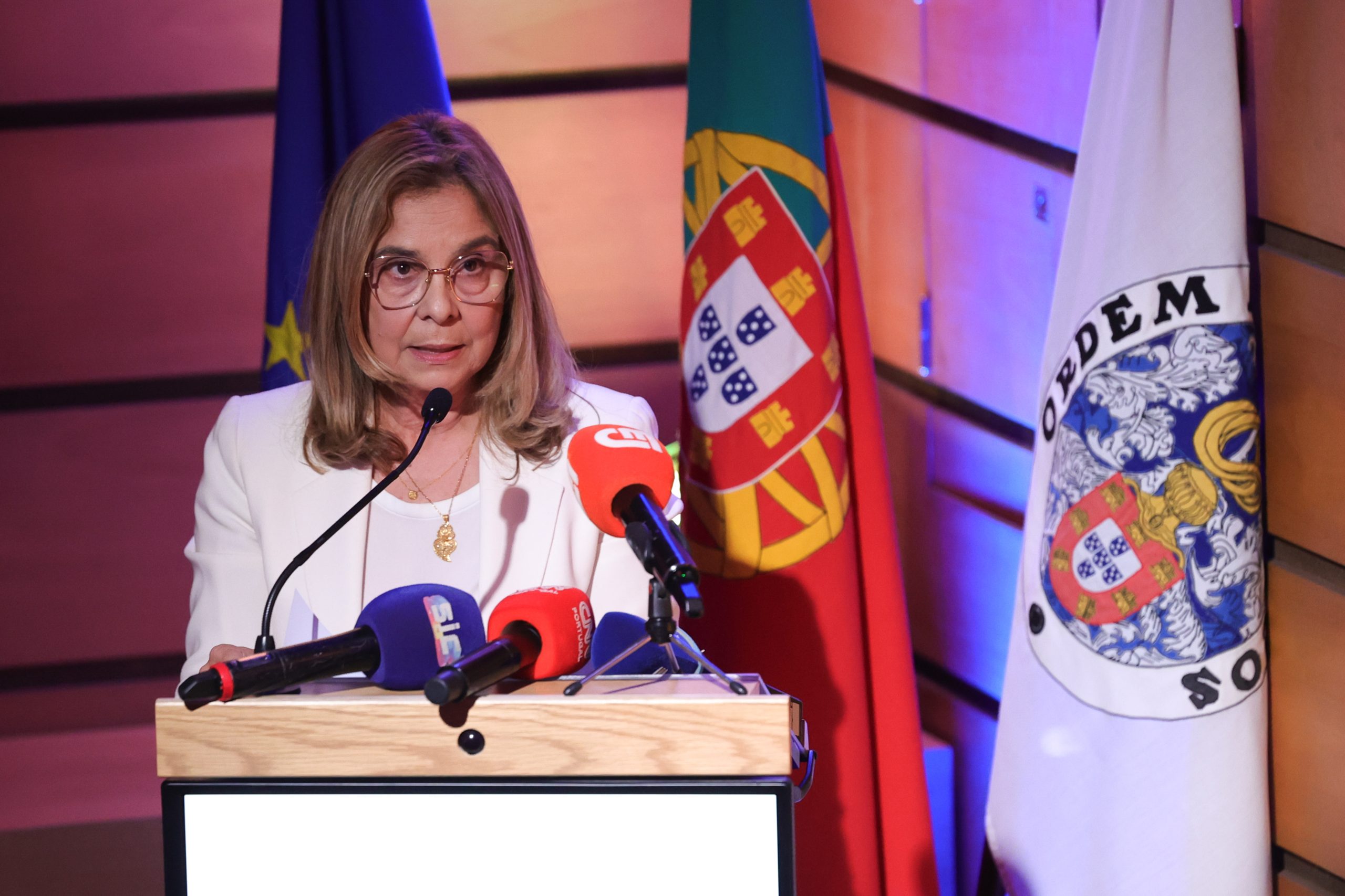 Ministra da Saúde não se demite