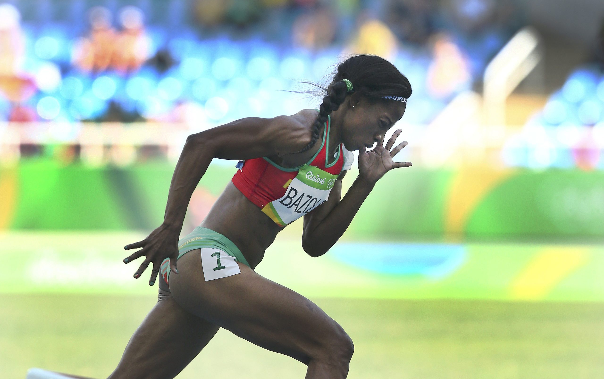 Velocistas lusos ficaram pelas meias-finais dos 60 metros nos europeus de atletismo