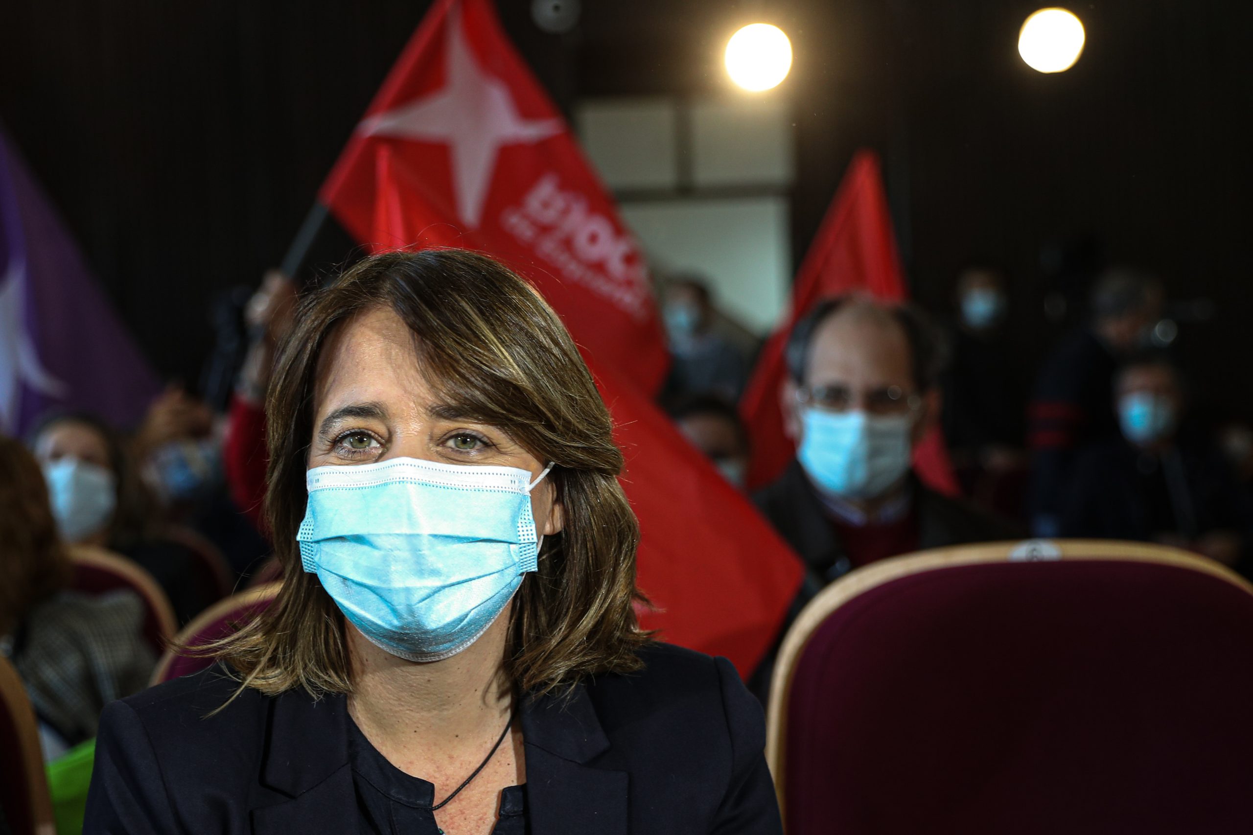 Catarina Martins defende fim dos vistos Gold e criminalização dos offshores
