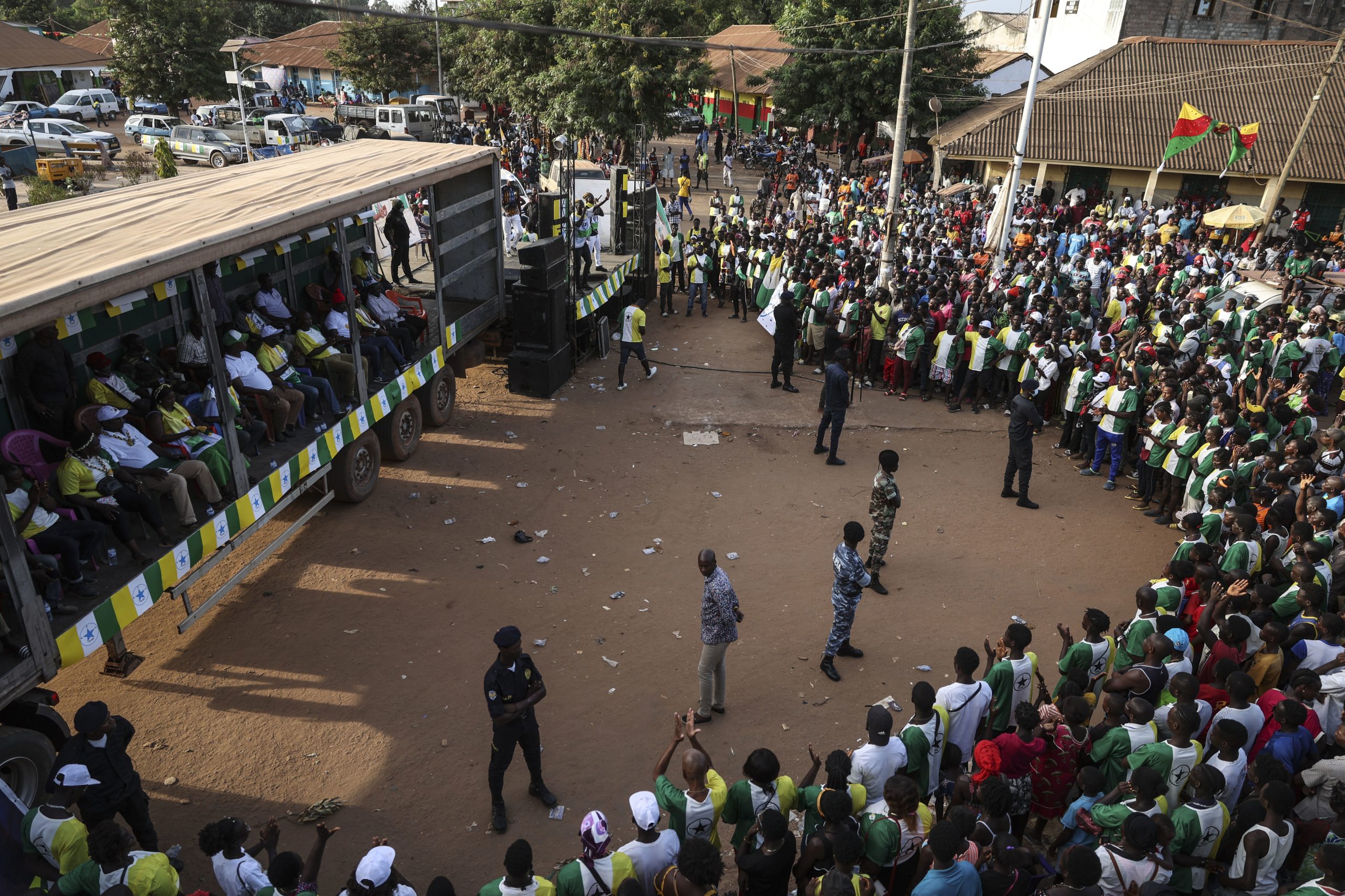 Há fome na Guiné-Bissau porque castanha de caju não está a ser comercializada