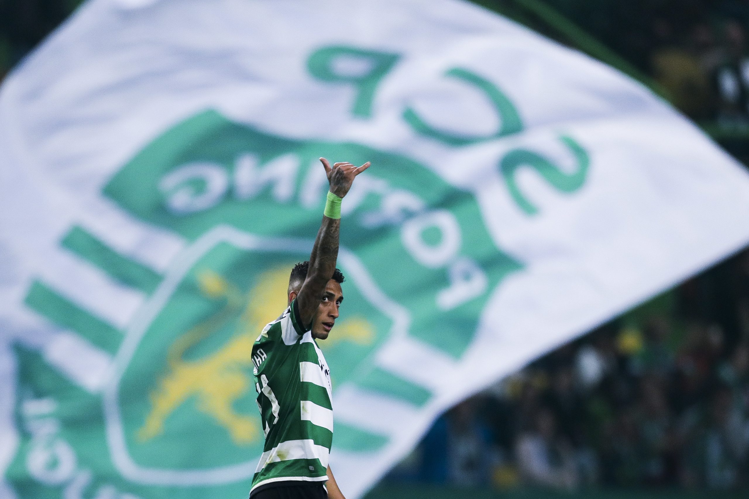 Golo de Raphinha garante triunfo do Sporting na receção ao Santa Clara